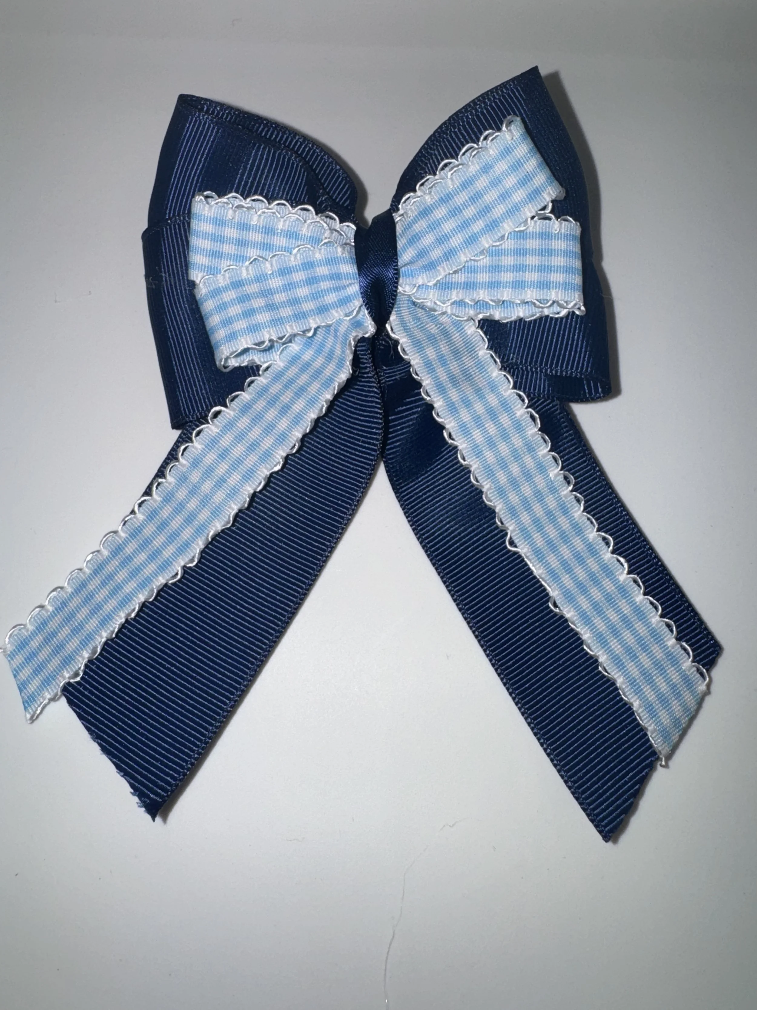 Team spirit bow (color options)