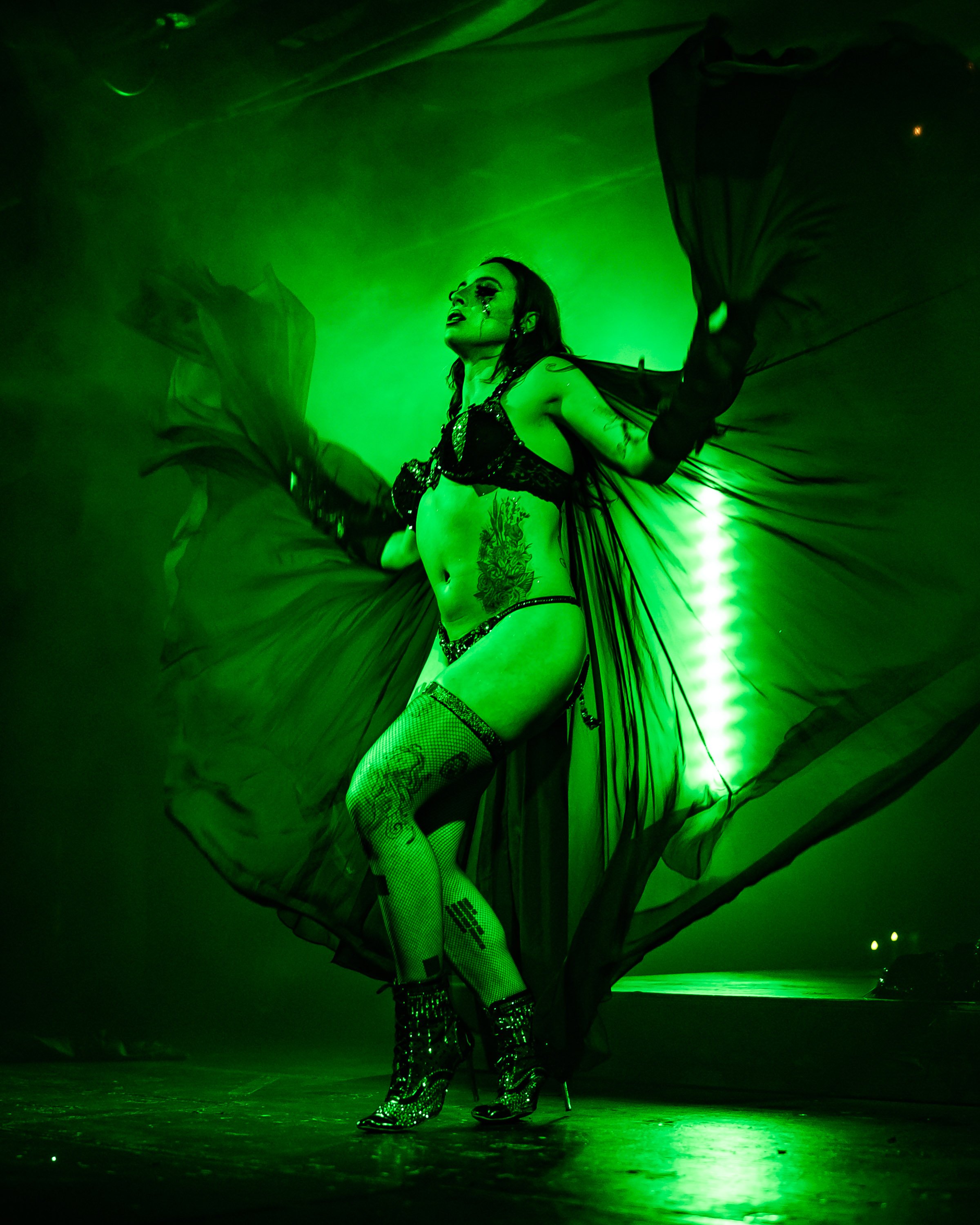 11 sneaky.boo0030.jpg