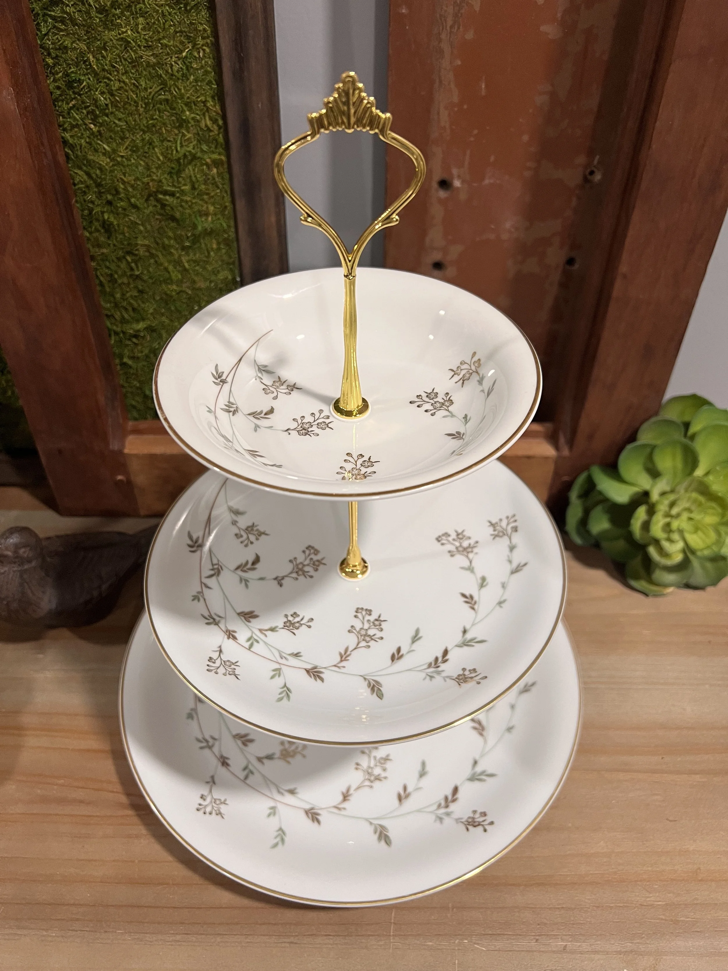 Mockingbird-Heirloom-Co-vintage-plate-small-jewelry-tower-Noritake-Florence-1.jpg