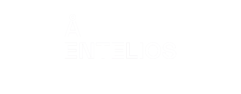 Tekst med ordet 'Å' over 'ENTELIOS' på en svart bakgrunn.