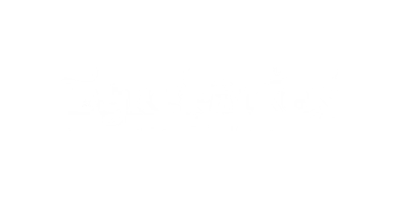 Logo for Tjæregården Kystnært, med tekst og illustrasjoner av et tårn, en av et gjerde, og et tre