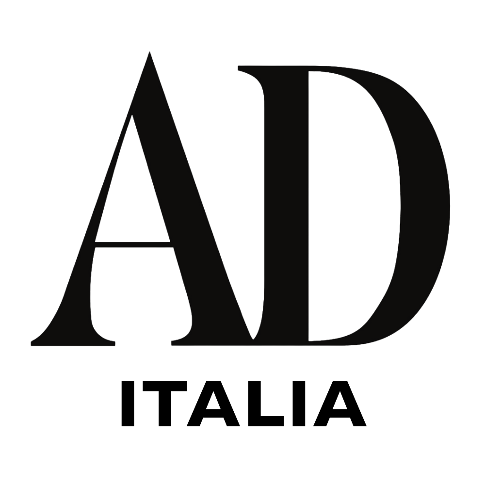 AD ITALIA black.png