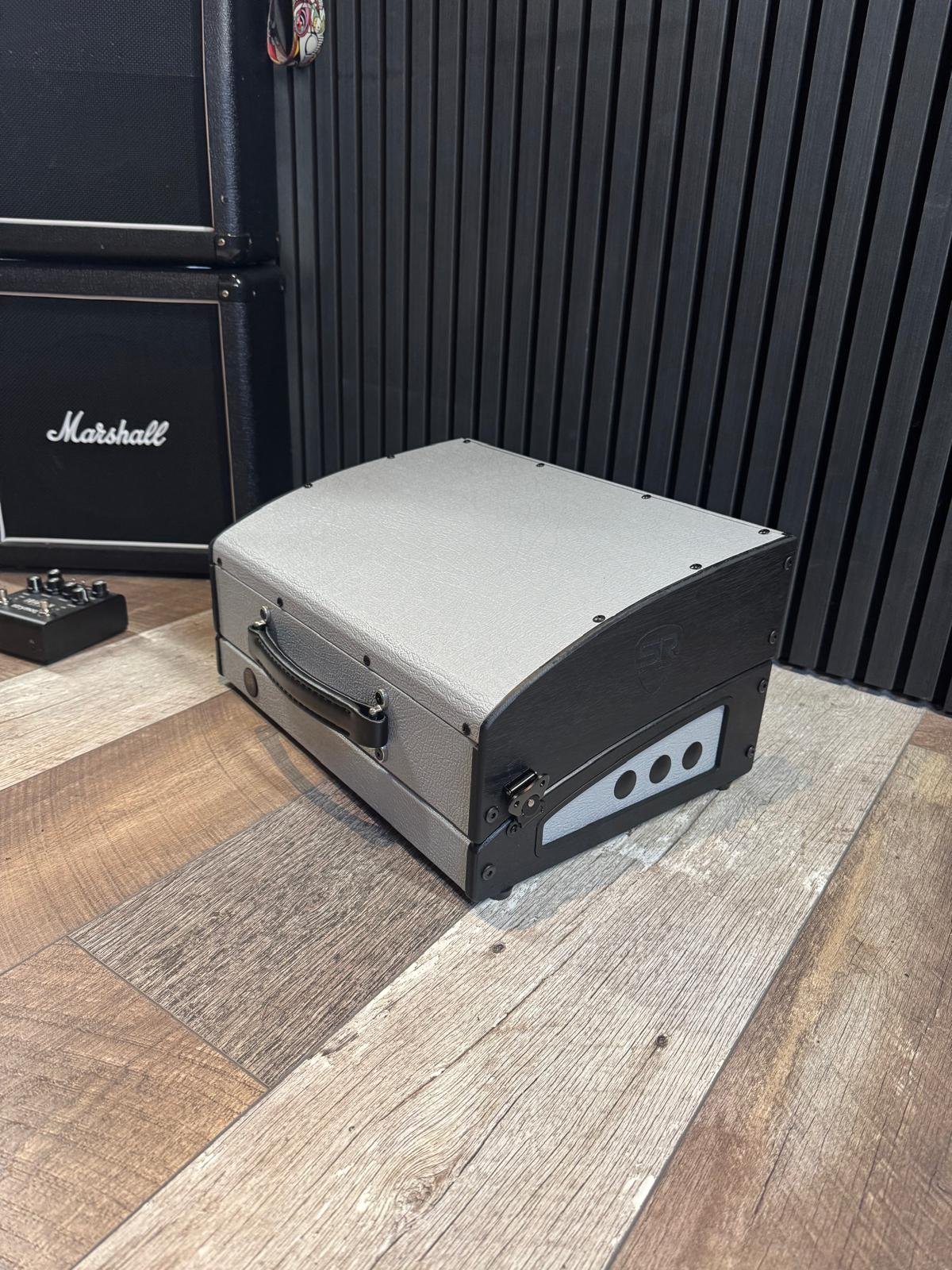 Marshall-Style Elephant Silver 4.jpeg