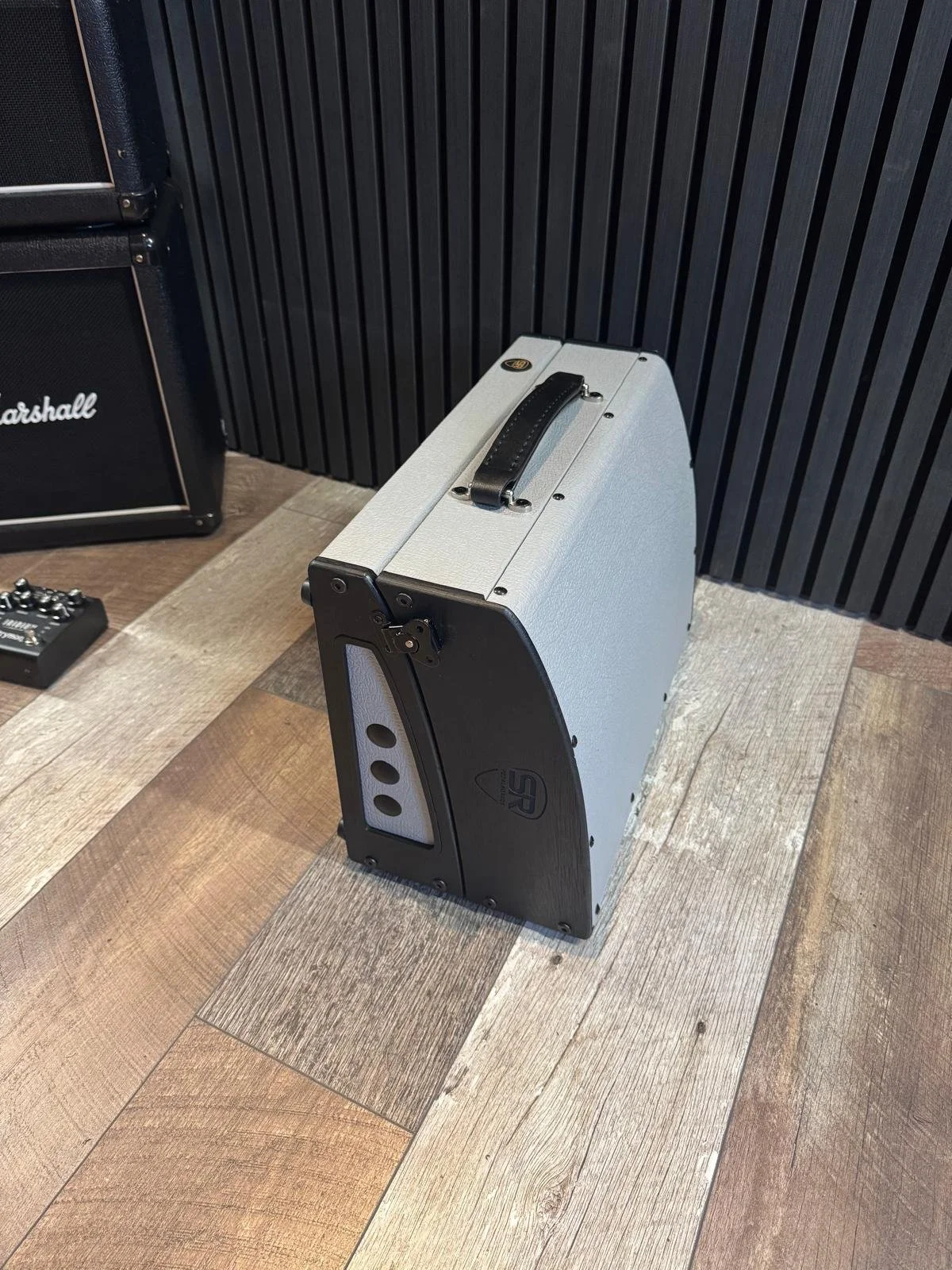 Marshall-Style Elephant Silver 5.jpeg