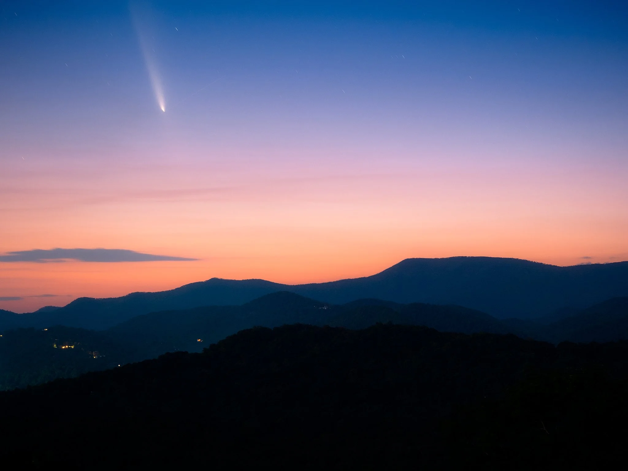 Comet Tsuchinshan-ATLAS over Sky Valley, Georgia 
