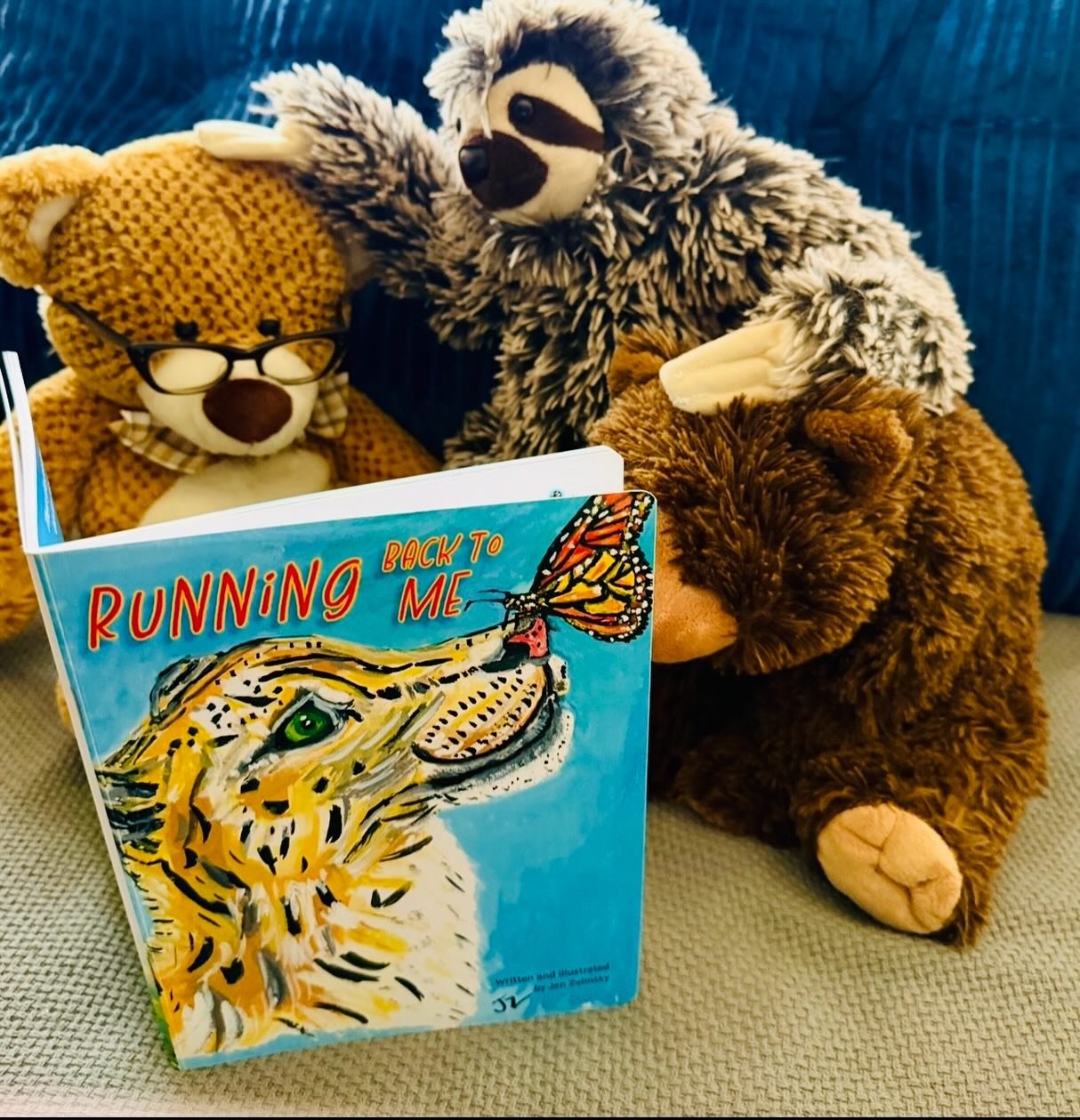 Running Back To Me.

Grateful to see this little book starting to find its way out into the world.

First author signing now on my website. 💛
Boise friends &mdash; would love to see you there.