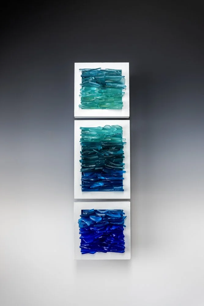 Art made from upcycled spirit and wine bottles gathered from restaurants and bars in Puerto Rico 