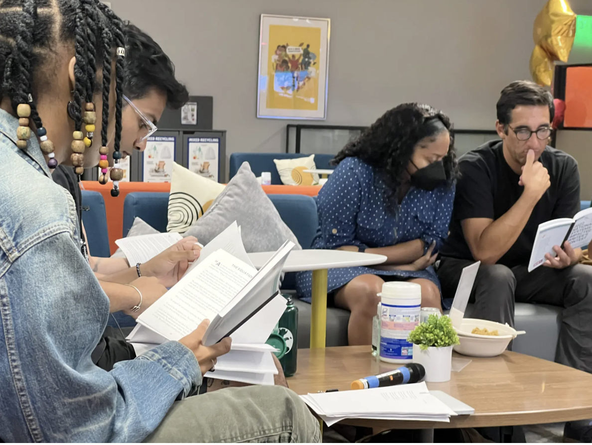 Reader’s Circle connects students with incarcerated writers