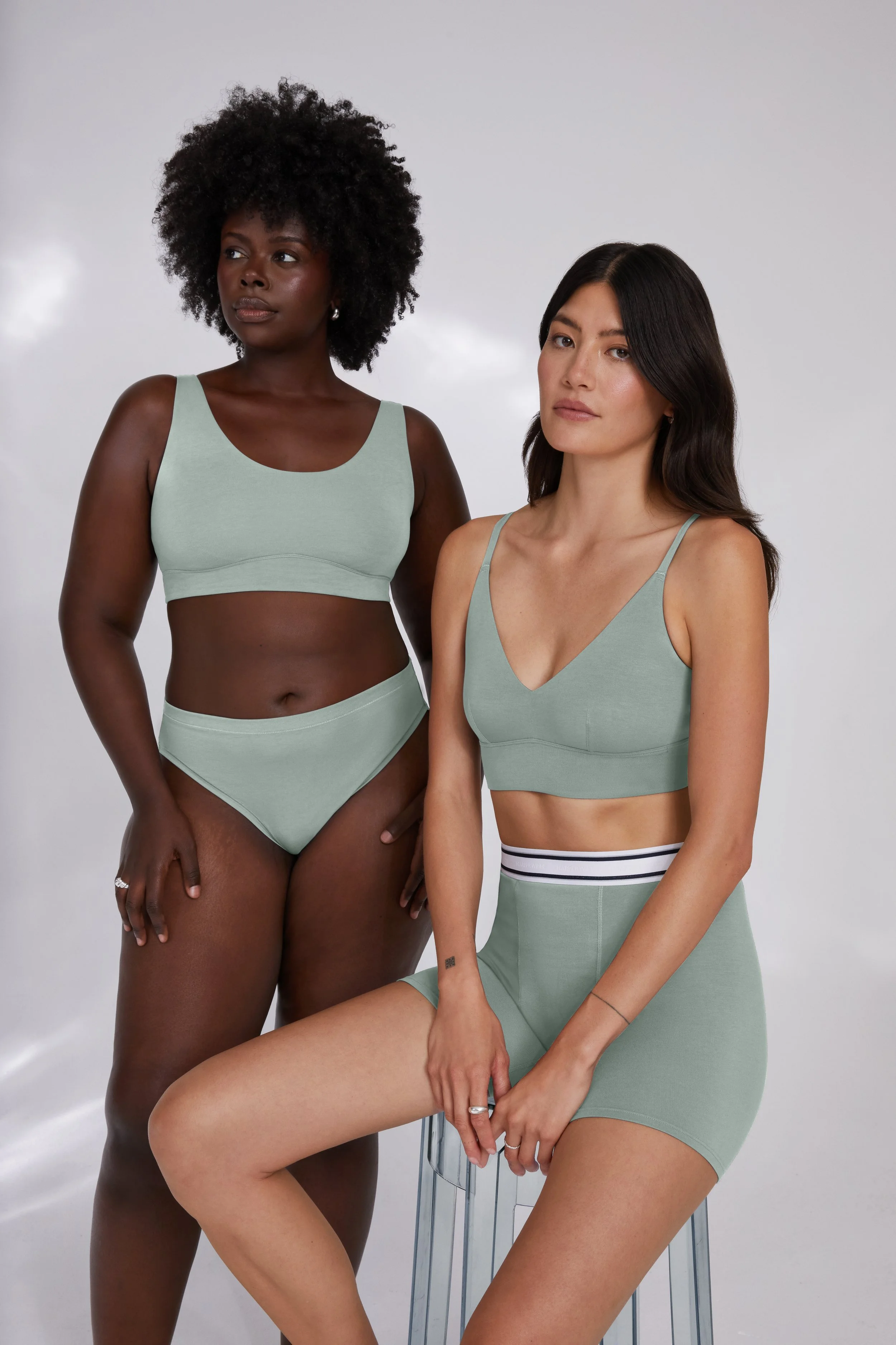 Lifestyle_Megan Anna Akesha_Liquid Light_Cloud Cotton Group_2398.jpg