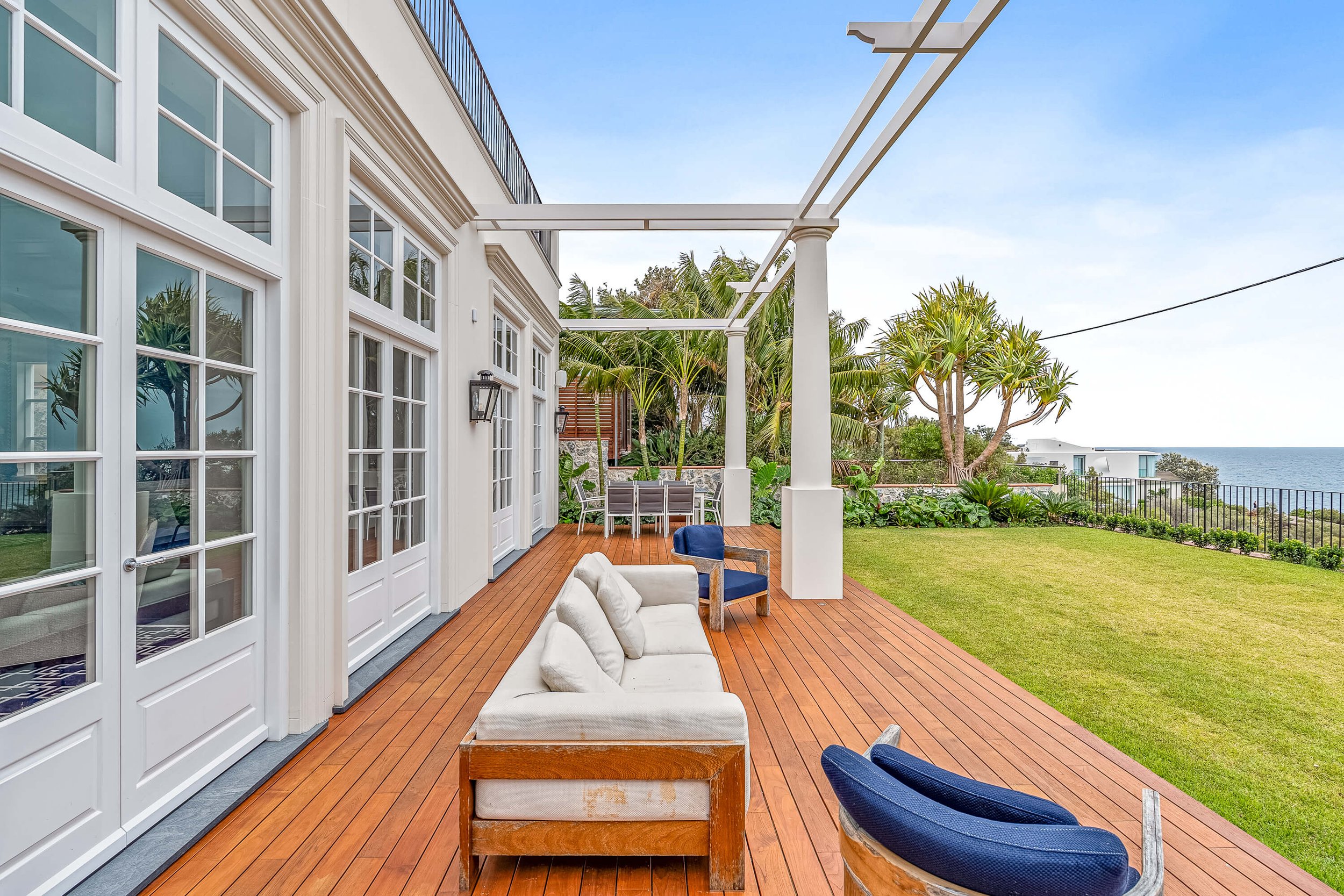 Villa Bronte-4.jpg