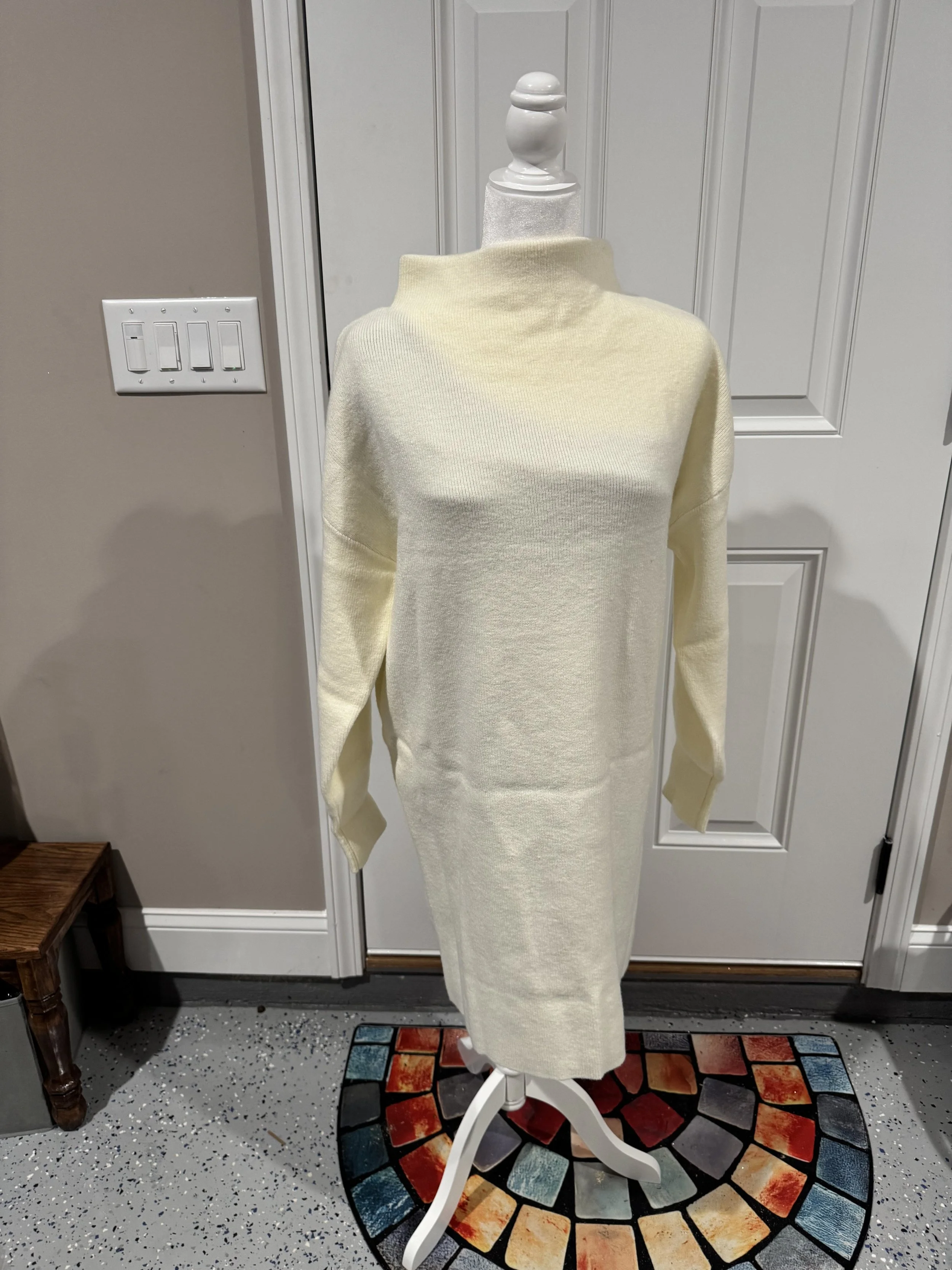 Virgo & Aster White Sweater Dress size Medium