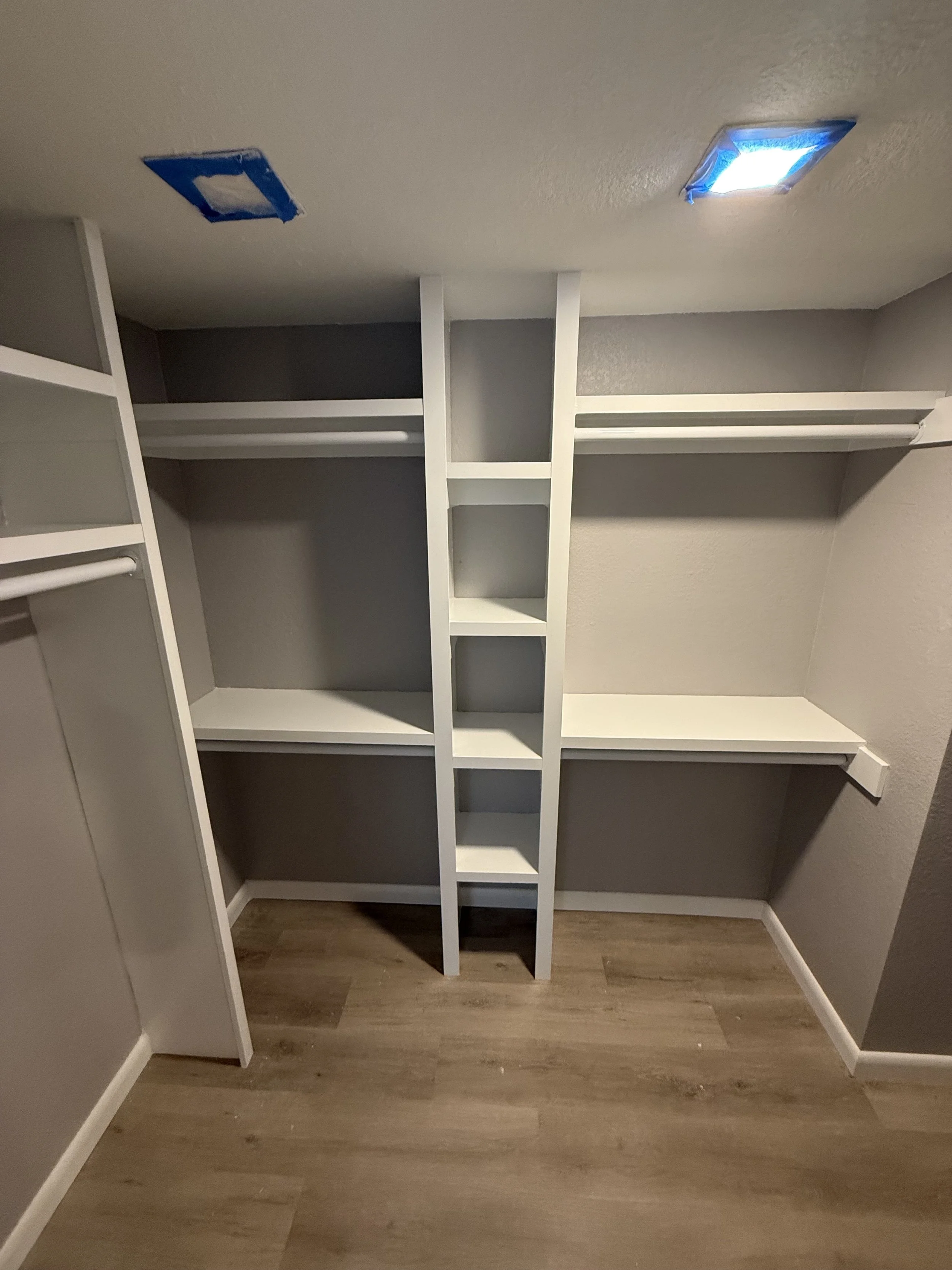 closet 2.jpg