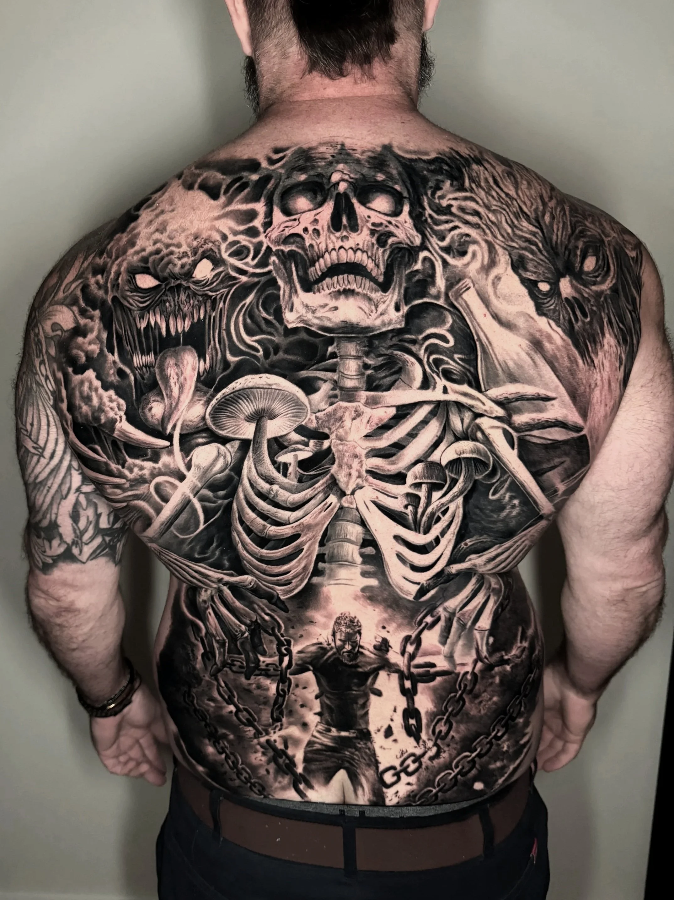 blackandgrey-realism-backpiece-tattoo-chicago.jpg