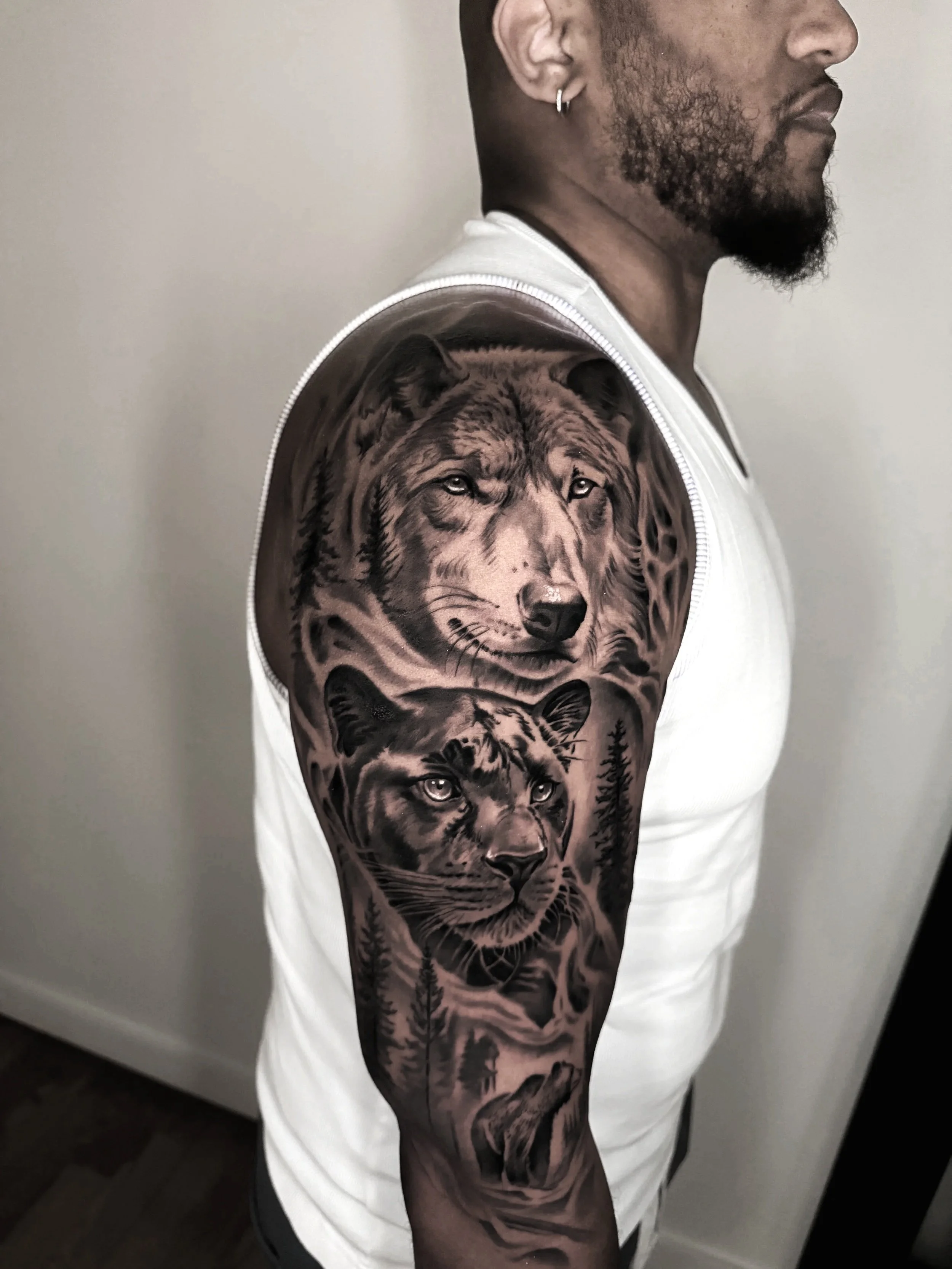 blackandgrey-Realism-darkskin-tattoo-chicago.jpg