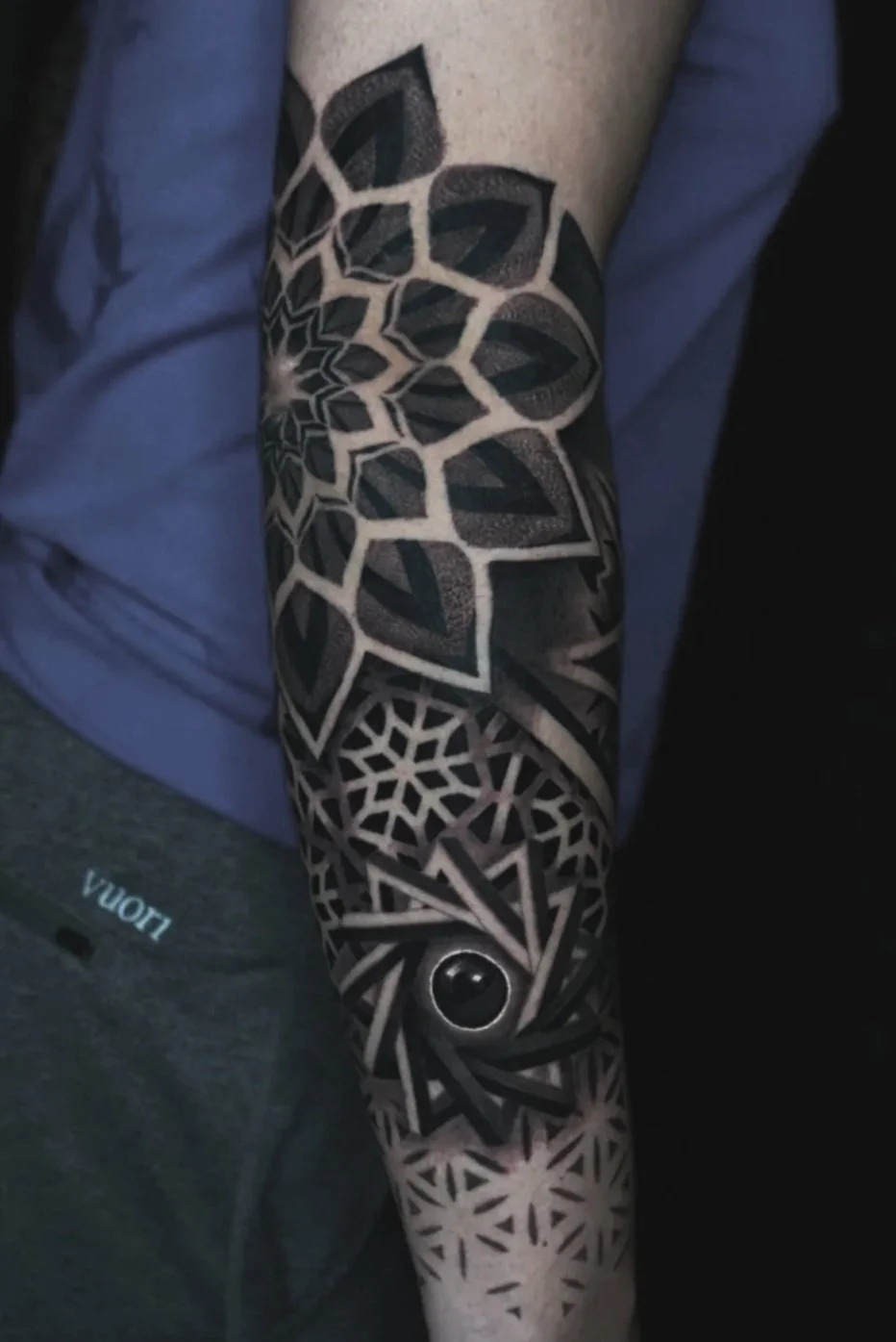 Geometric-tattoo-chicago