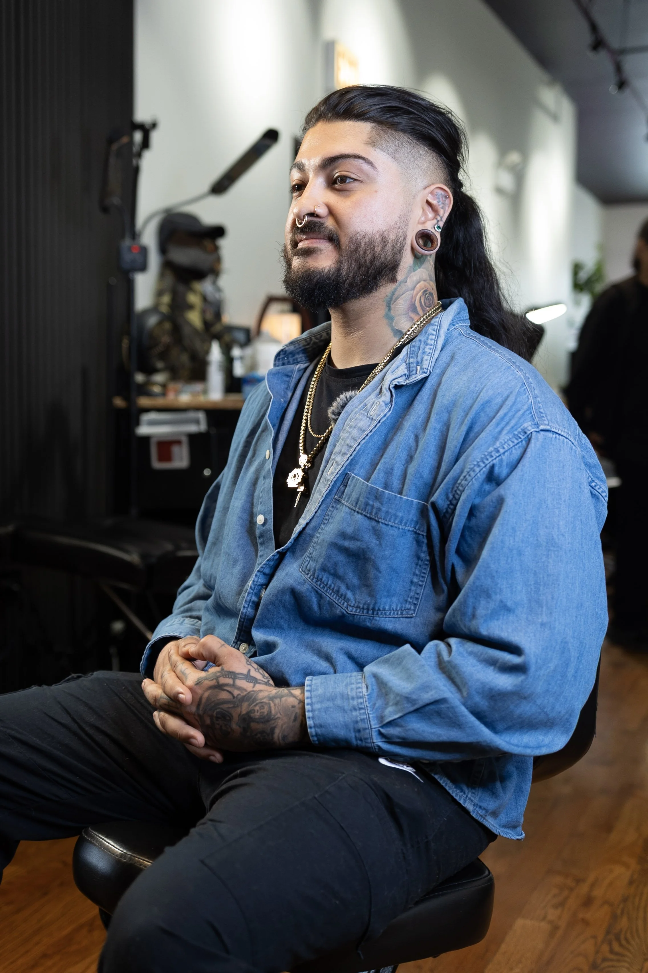 Chicago tattoo artist, Nelson Aviles who has been tattooing for 10 years in the black and grey realism style