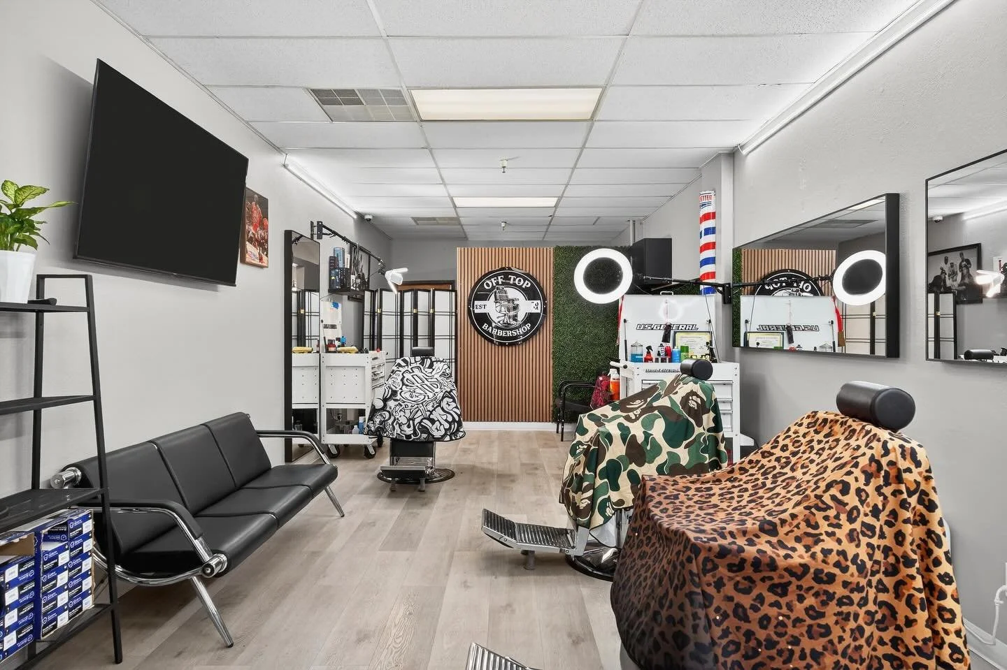 OFF TOP BARBERSHOP est. 2024
2560 Appian way Pinole, CA 💈✂️