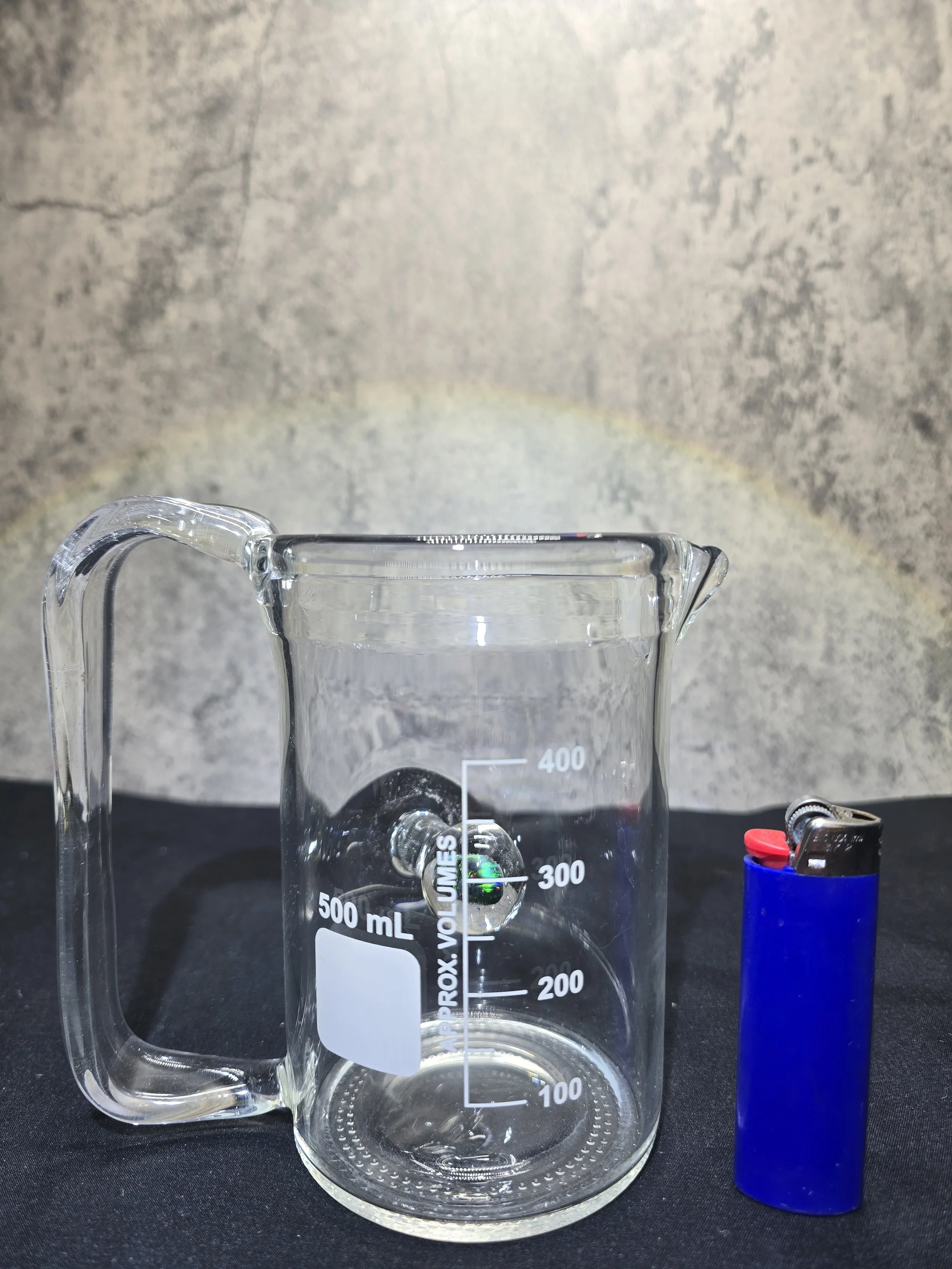 Scientific cup with opal