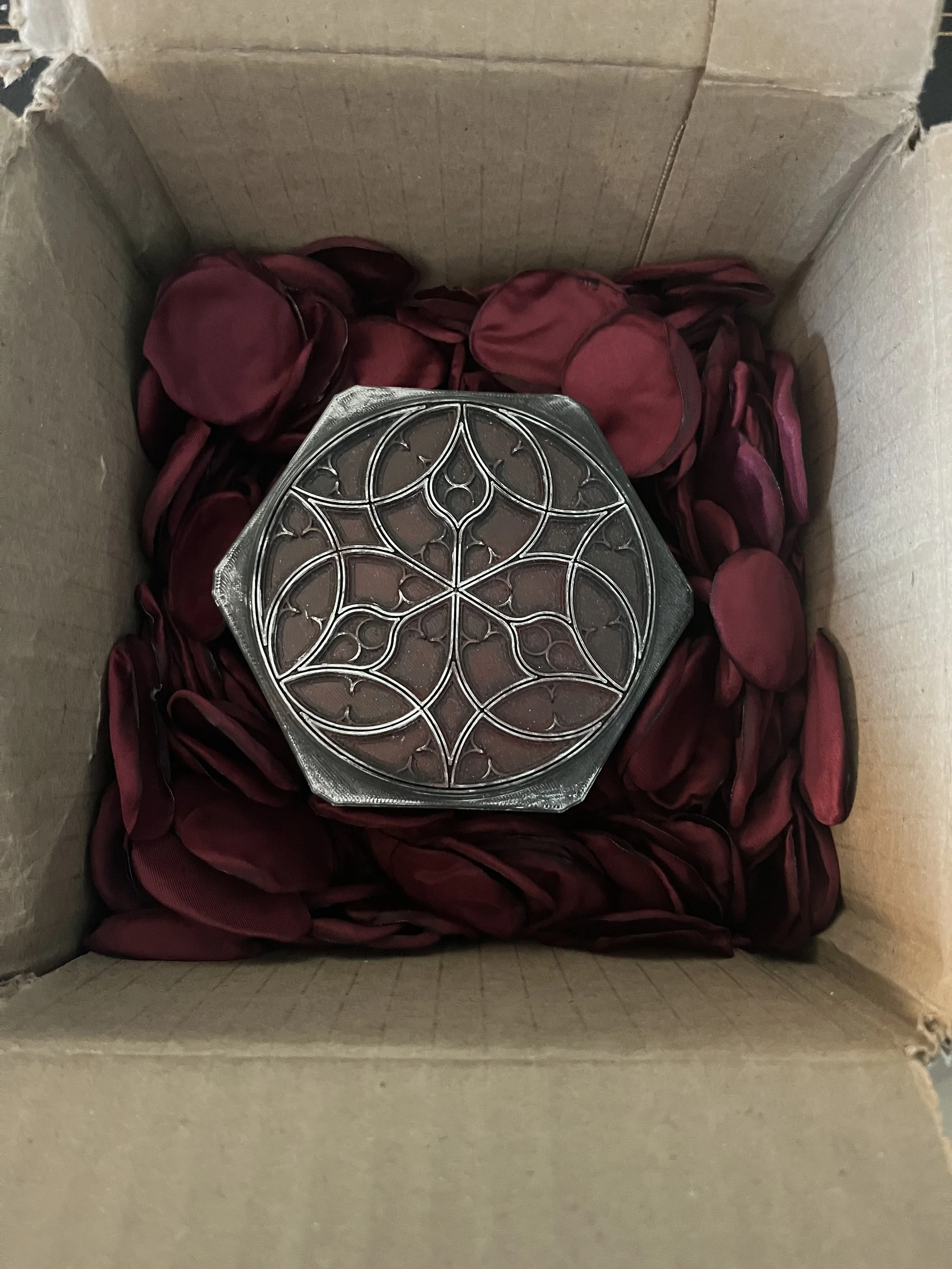 This box was part of a series that I created for players in my D&D campaign. This particular character has gothic and vampiric themes. 
