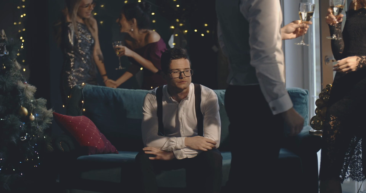 How to Deal with Social Anxiety Around Family and the Holidays