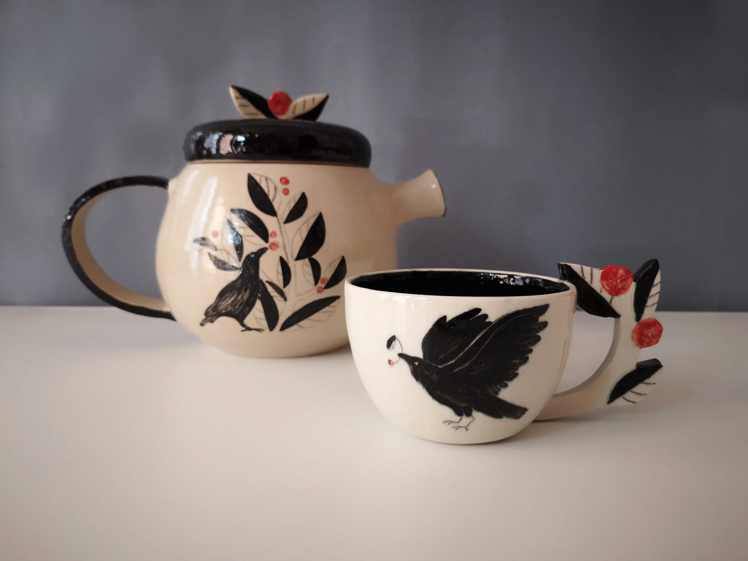 Servizio da tè con corvi