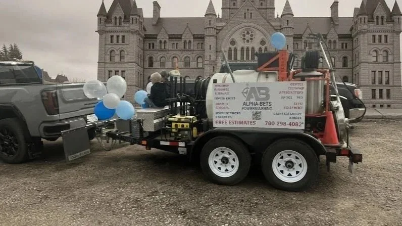 Power Washing / Soft Wash / Window Cleaning