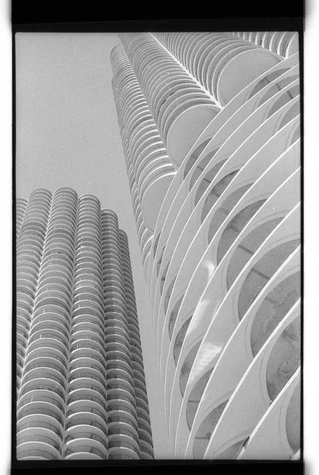 Marina_Towers_Chicago_.jpg