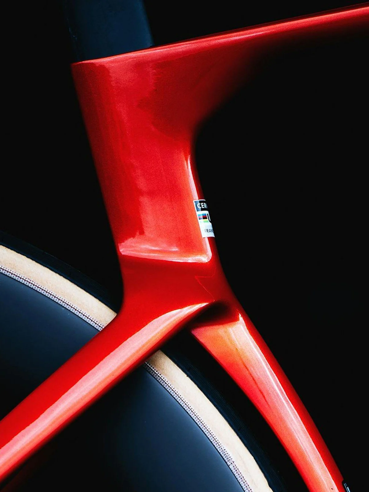 Cervélo S5 aero seat tube and seat stays in Carnelian red