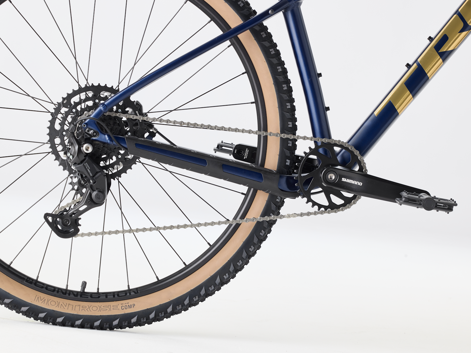 trek-marlin-5-gen-3-mulsanne-blue-drivetrain.png