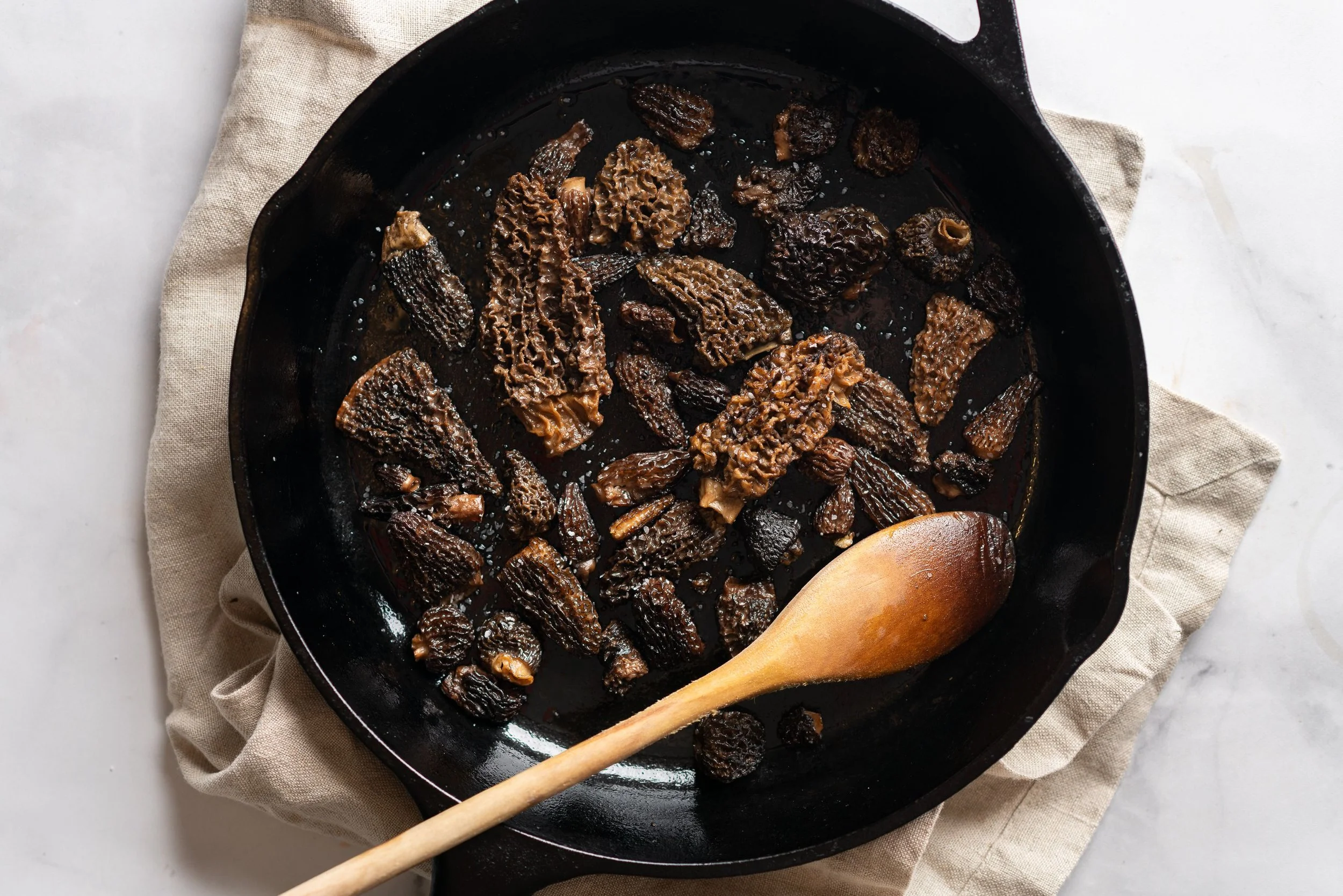 sauteed-morels-morel-mushrooms-4011443-Hero_01-1d2a335bc7704094ab13f2dfb3ef7c4e.jpg