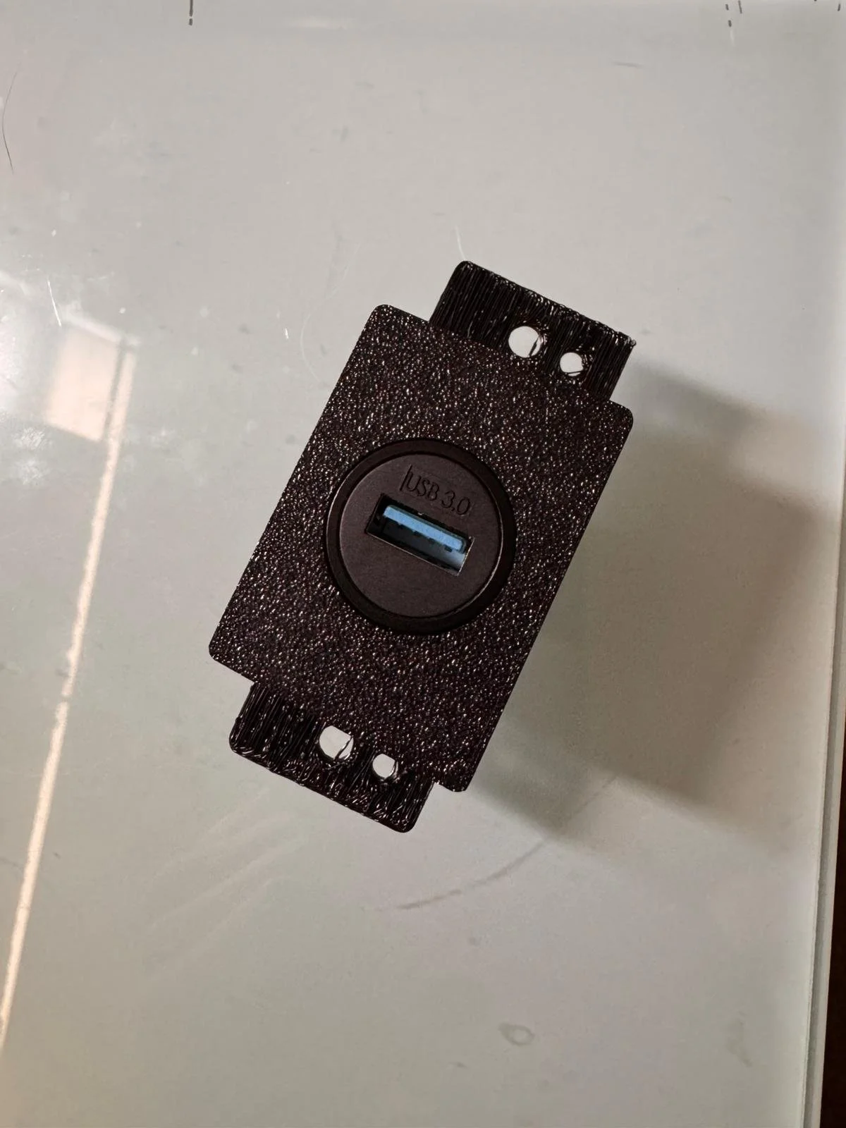 Kia Sorento XM USB Plug