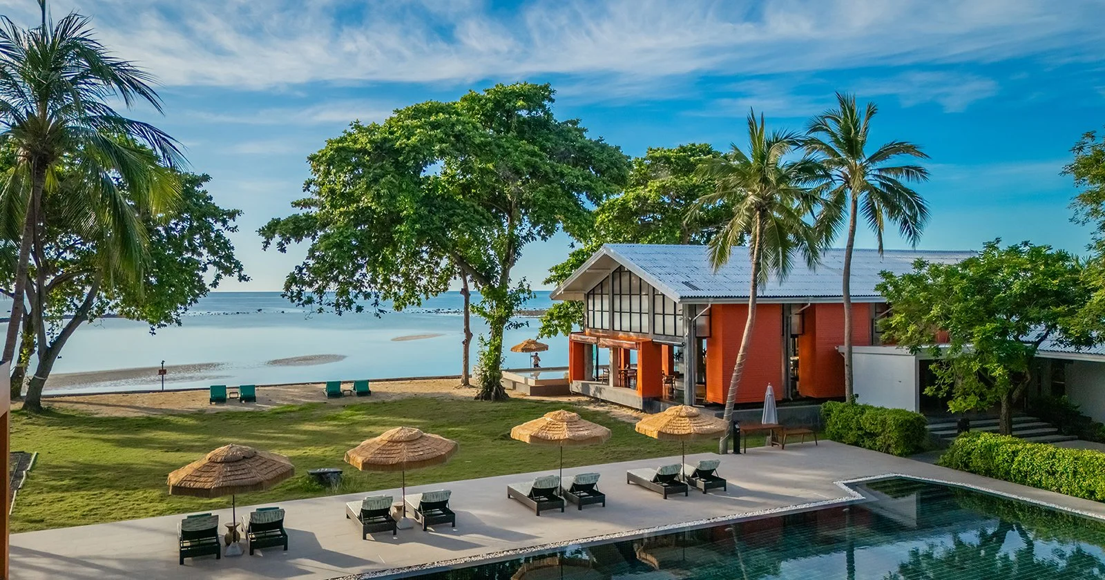 Early Bird. Save 40%, Book 30 Days in Advance