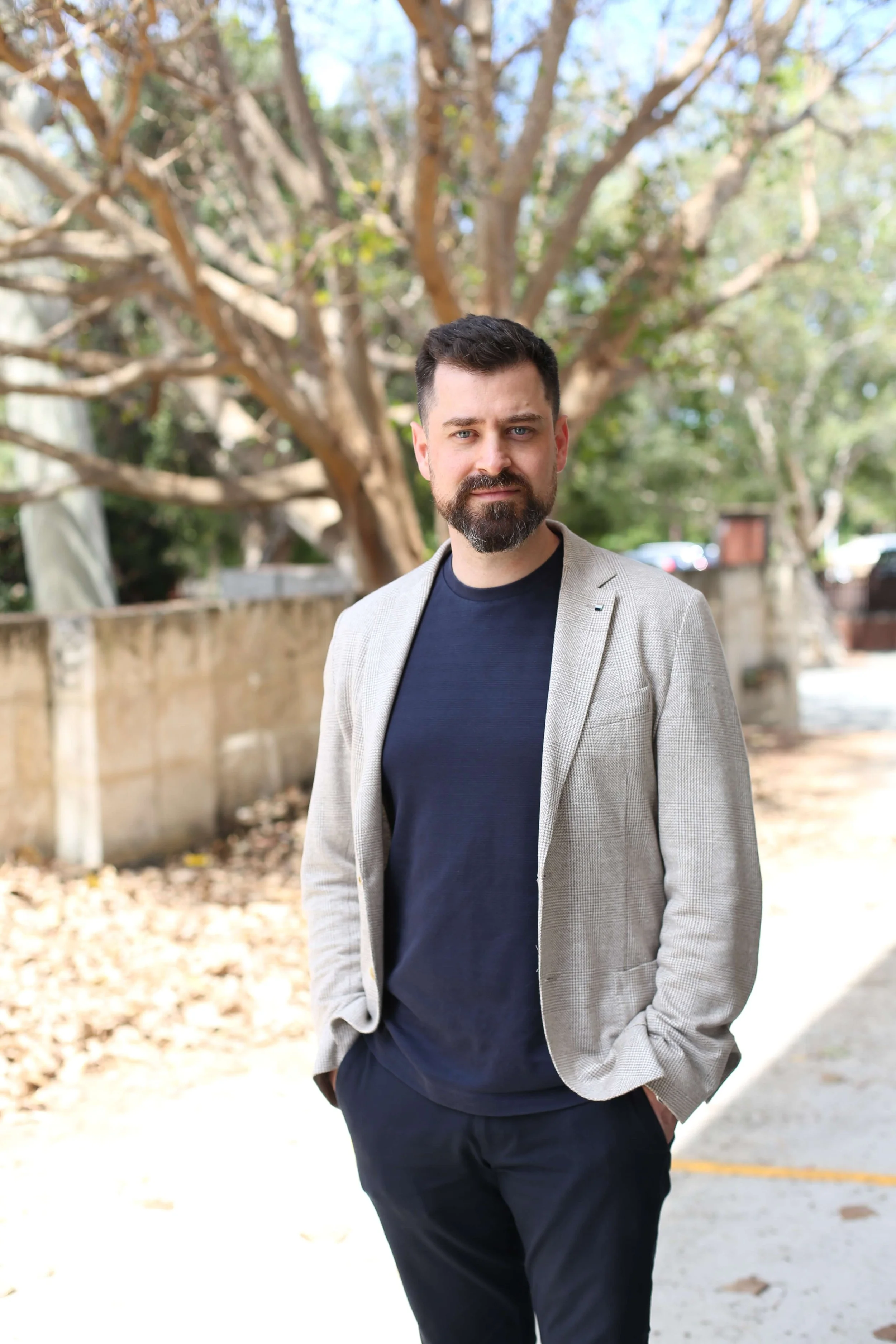 Dr Jeremy Tannenbaum, specialist pain medicine physician and psychiatrist, pictured in an outdoor setting.
