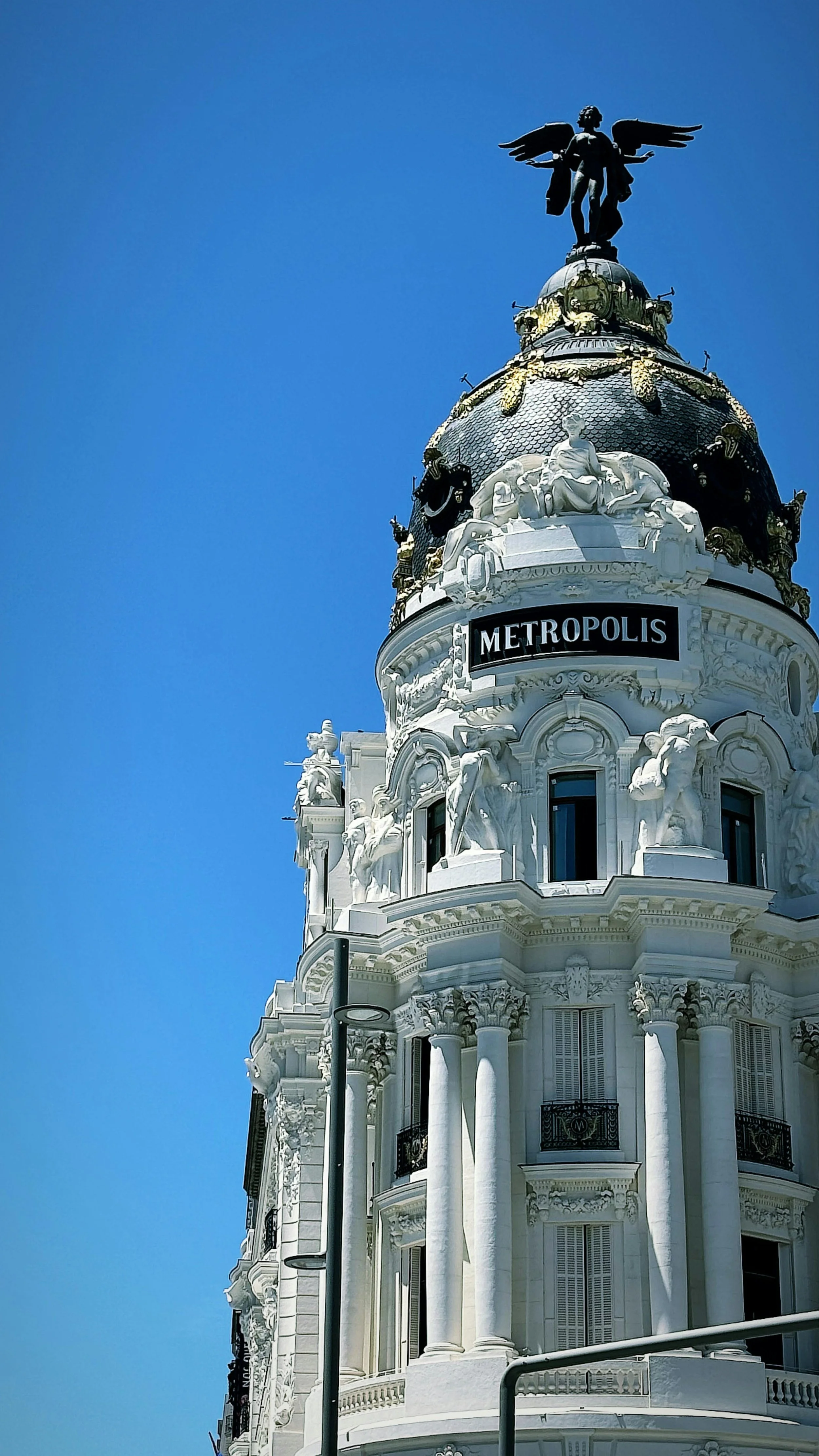 Top 5 Sitios para Conocer en Madrid en tu Primera Visita