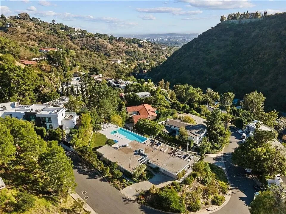 Align | Beverly Hills