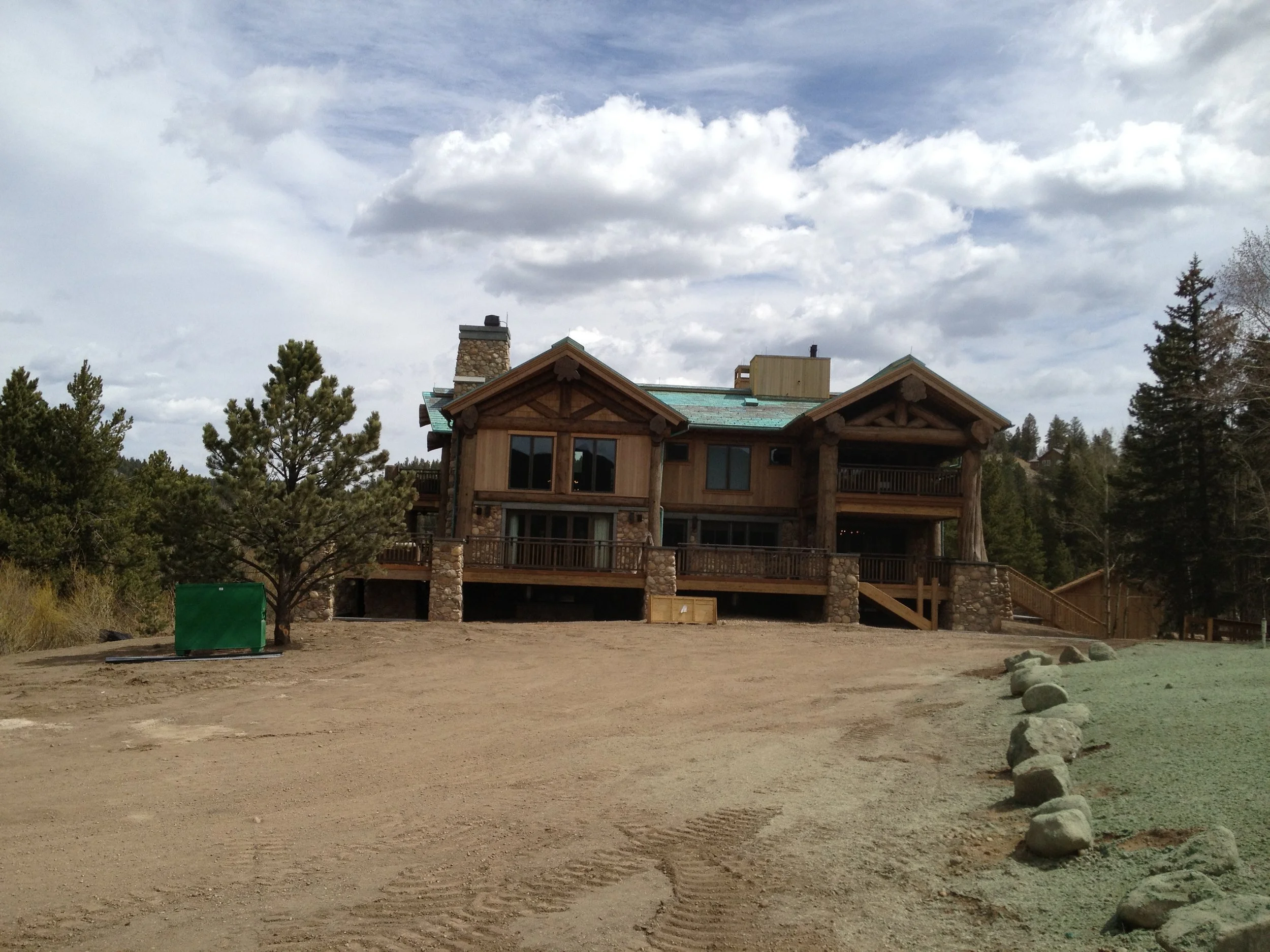 BRR Lodge Exterior 3.JPG