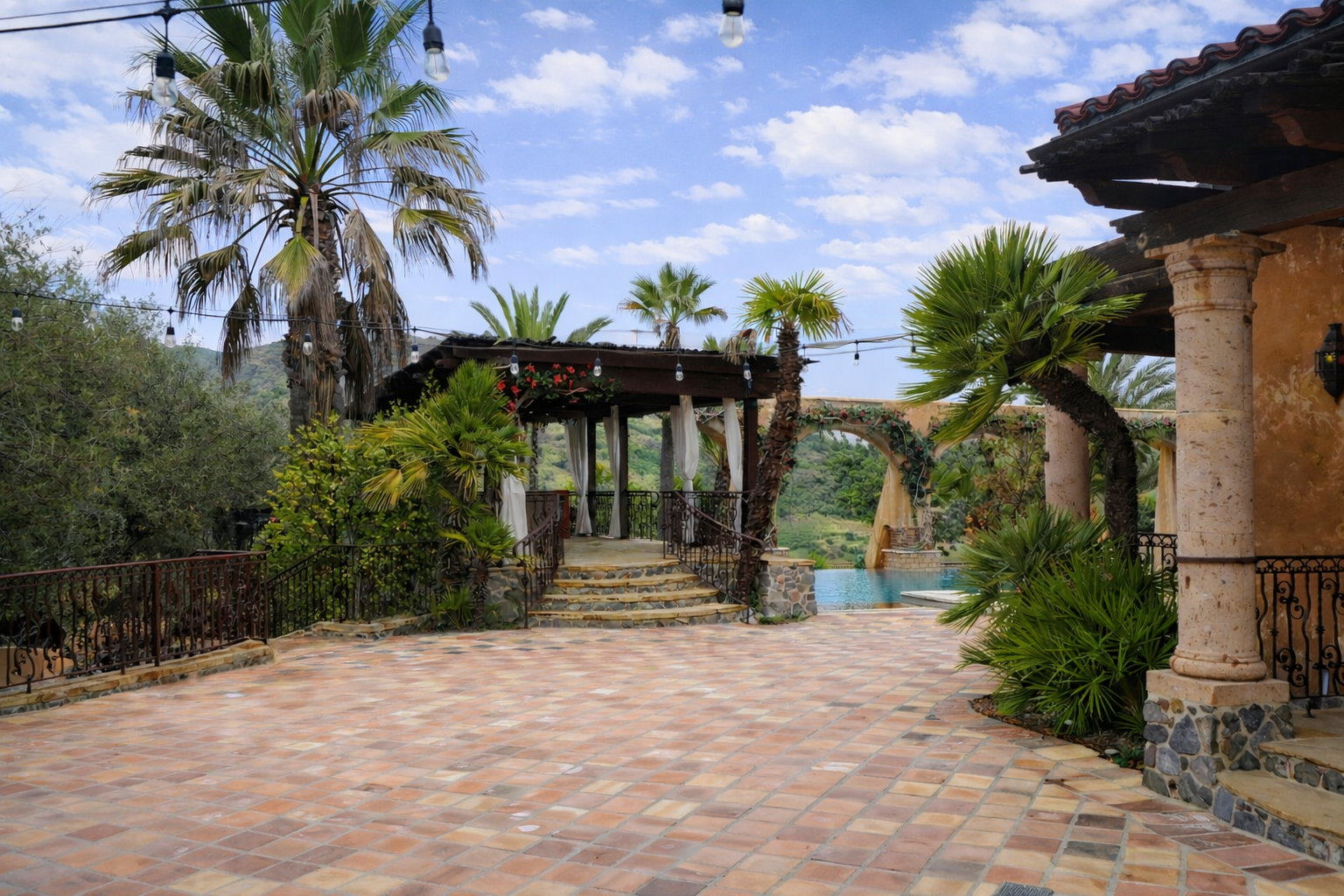 South Side Area - Facing Pool.png