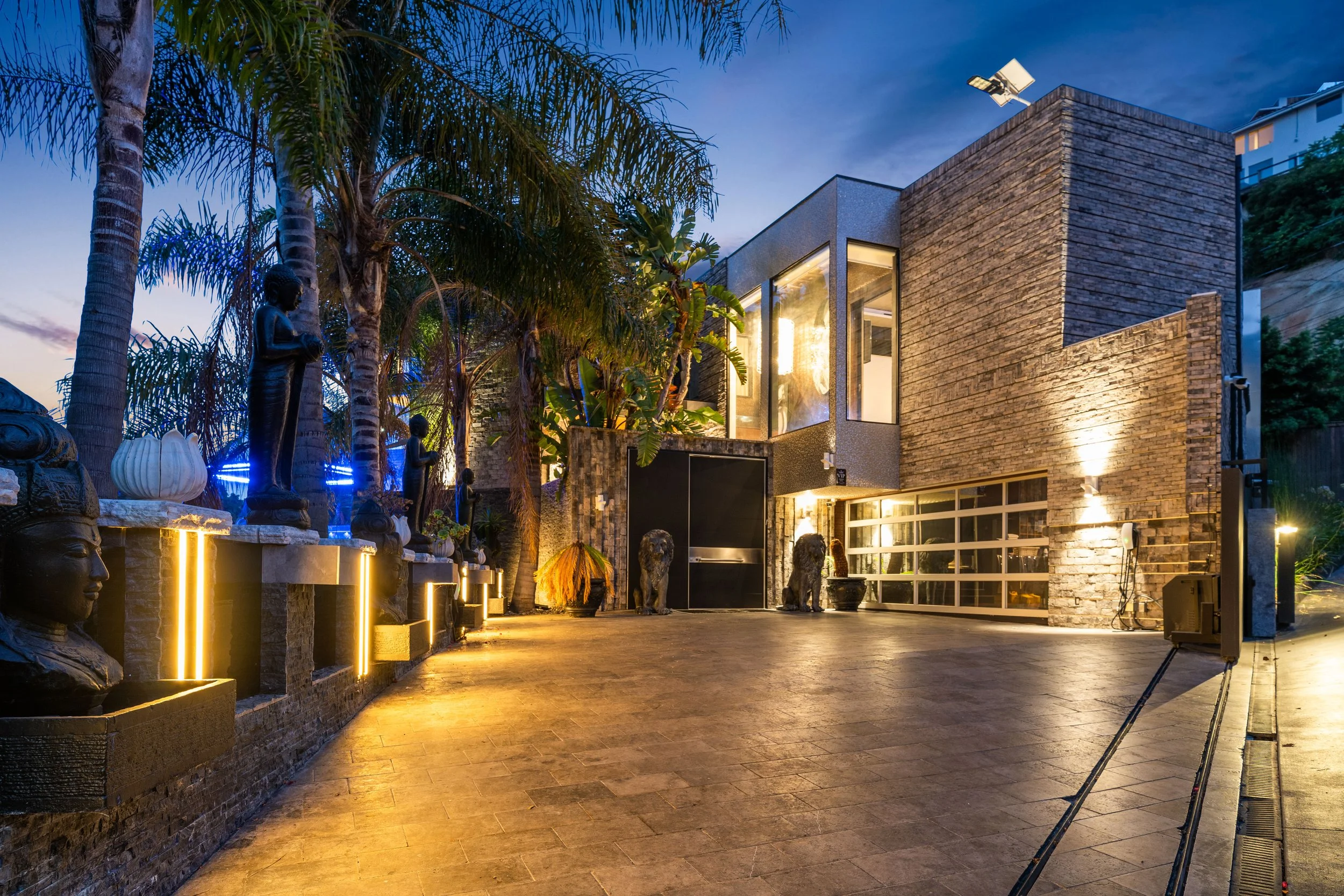 Nocturne | Hollywood Hills