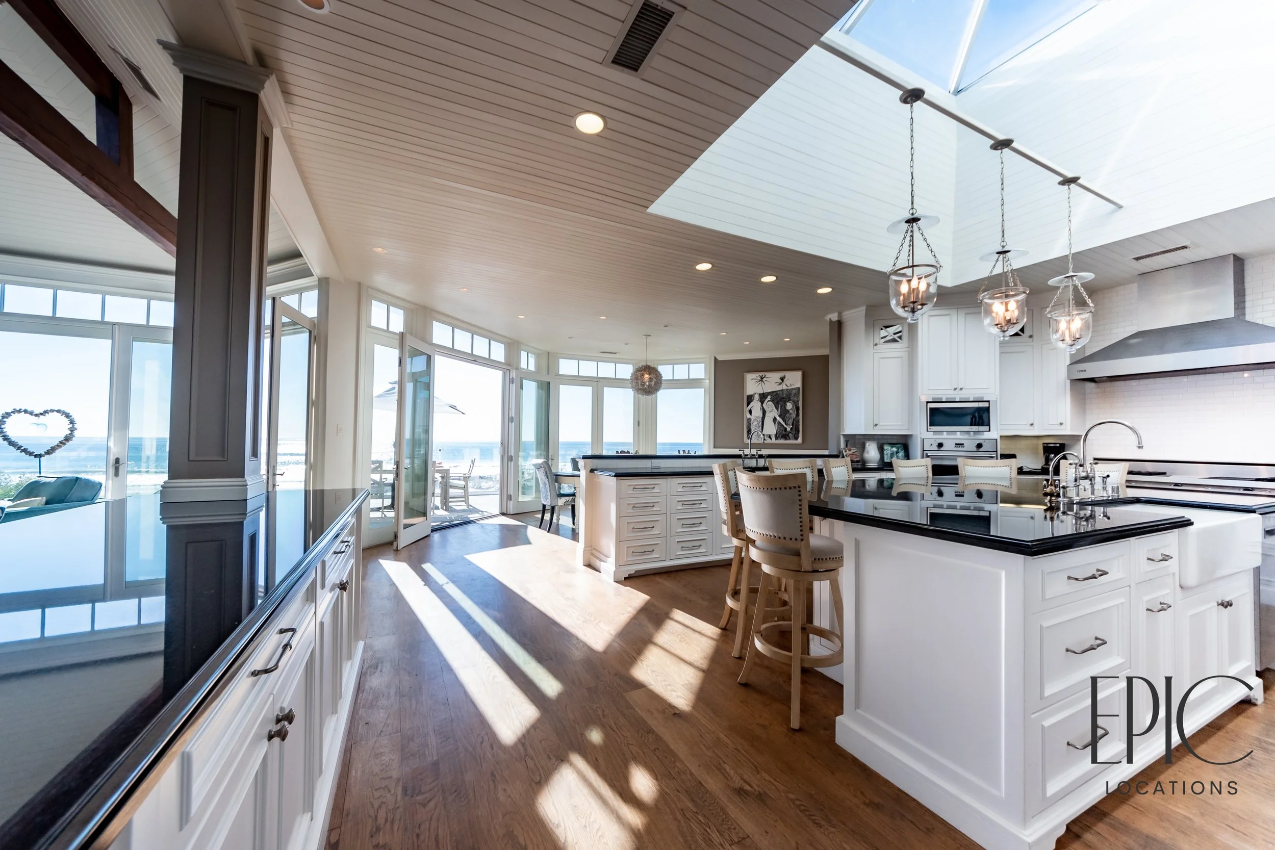 30760 Broadbeach-12.jpg