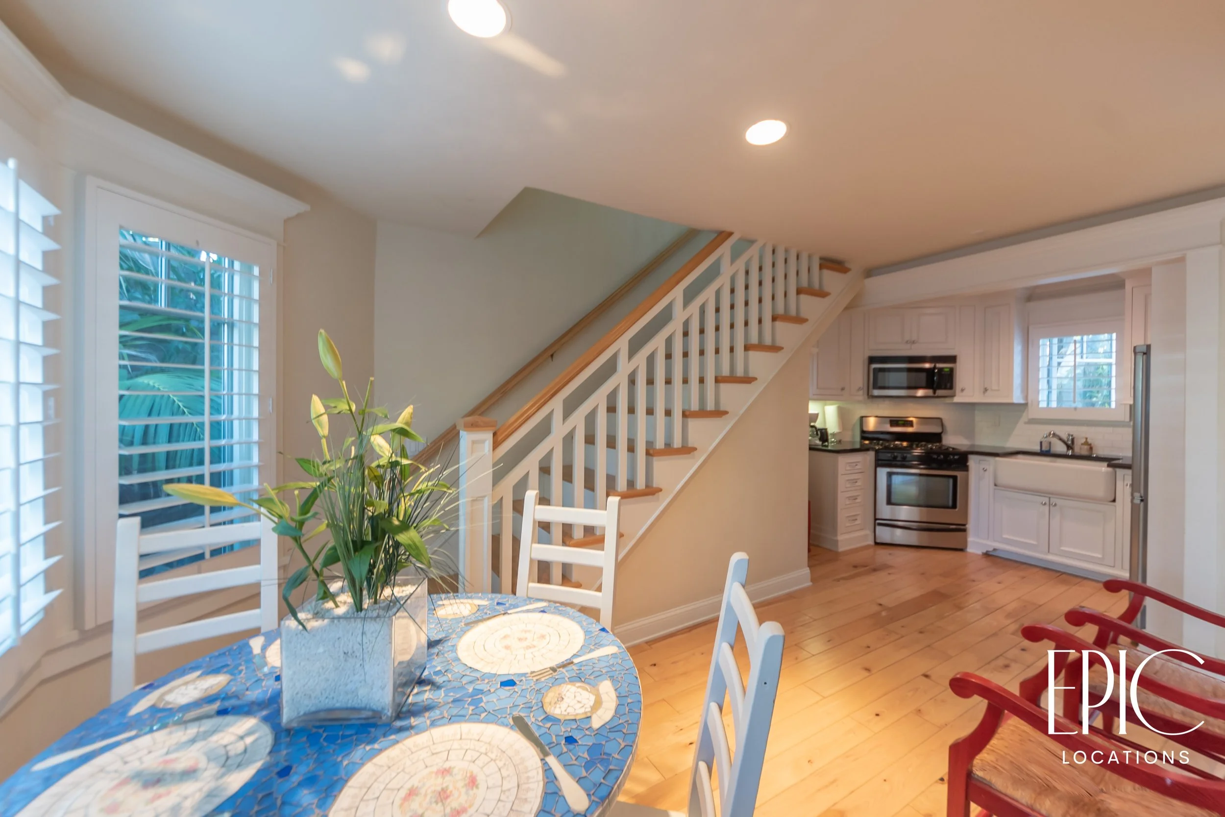 30760 Broadbeach Guesthouse-5.jpg