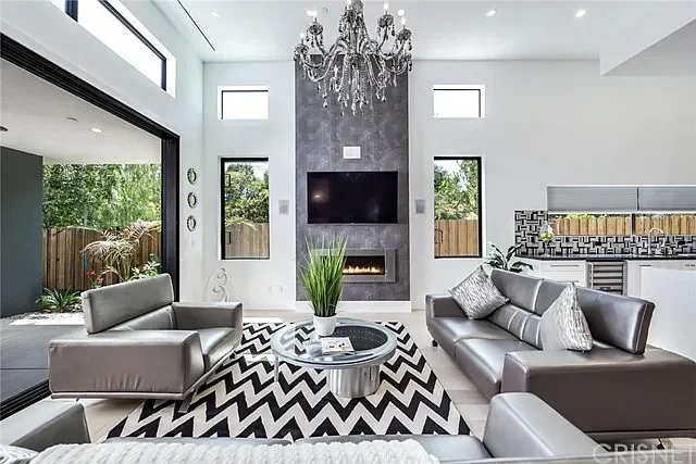 Marco Bold Living straight.webp