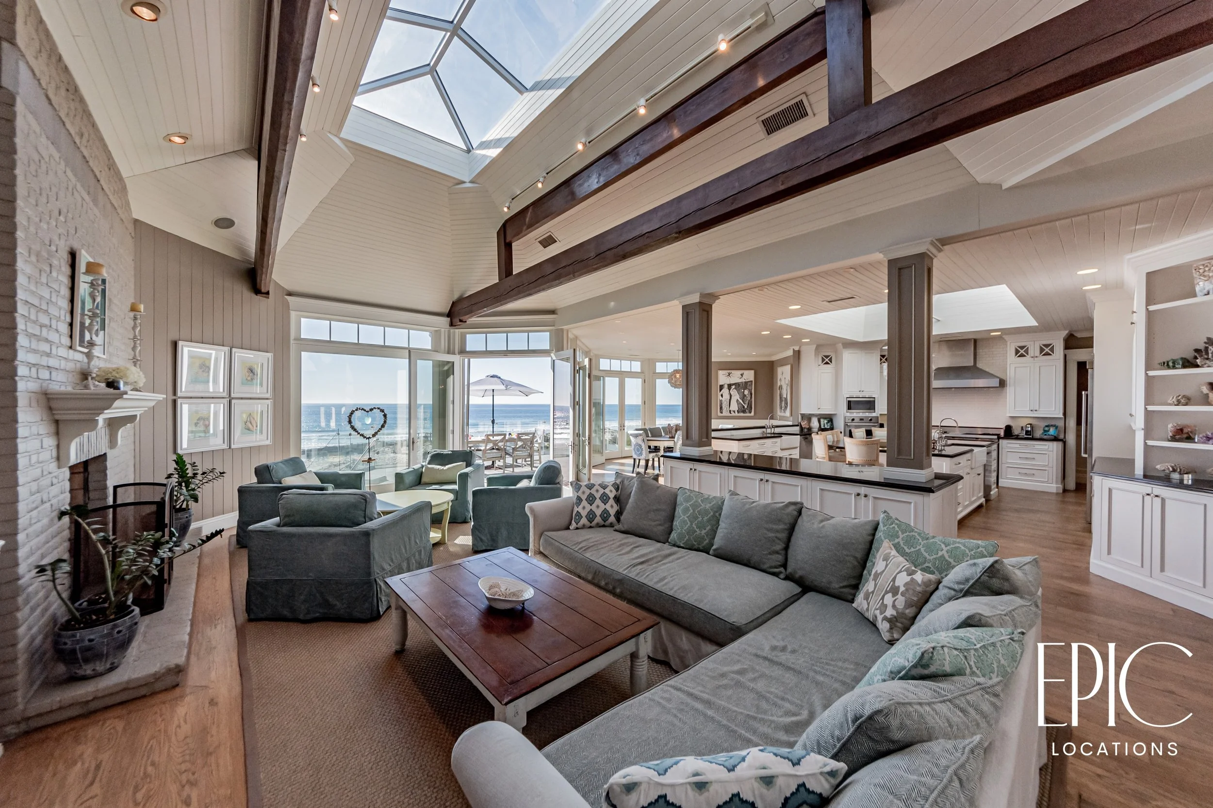 30760 Broadbeach-16.jpg