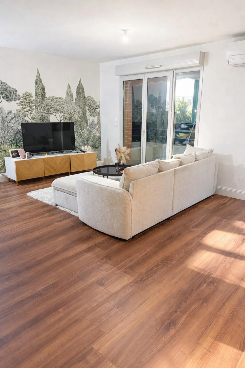 LAECLAT AMENAGEMENT SALON 