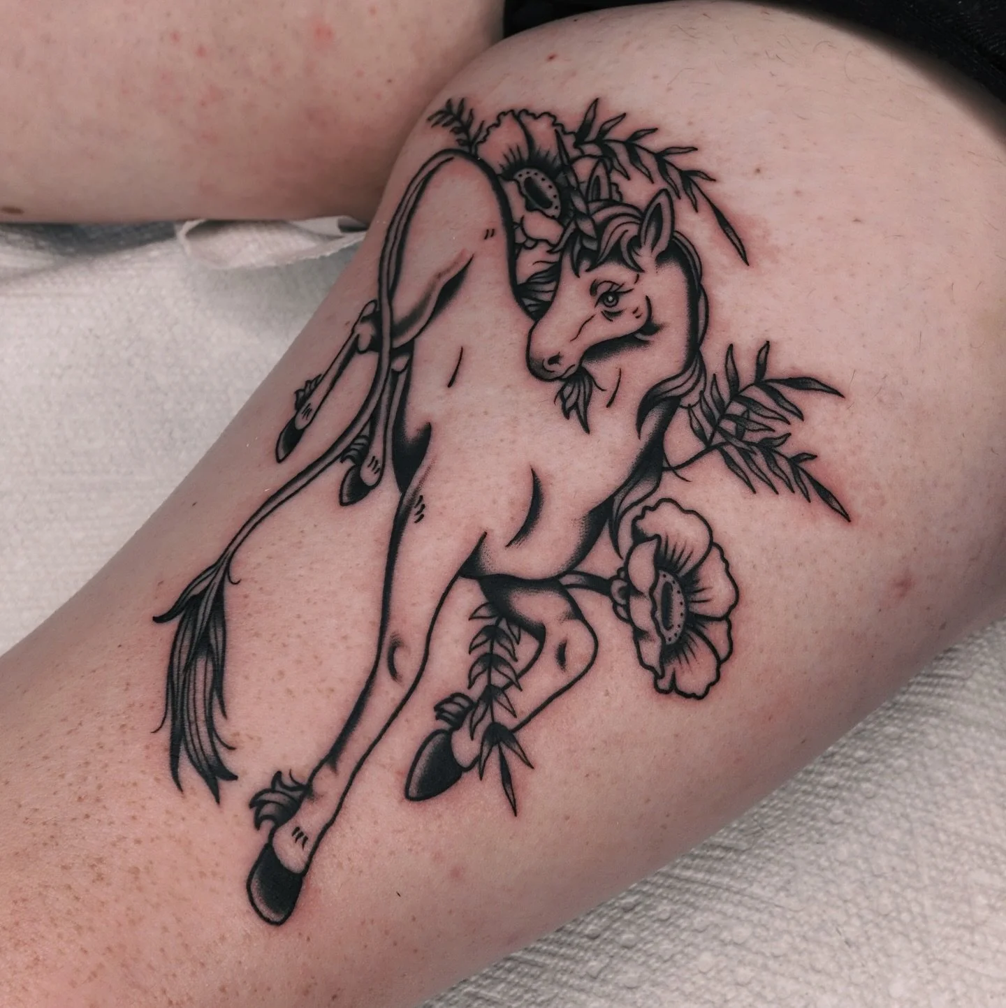 Unicorn for Fiona 🌼🦄
.
.
.
.
.
.
#northgeorgiatattooartists #georgiatattooartist #romega #atlantatattooartist #downtownromega
