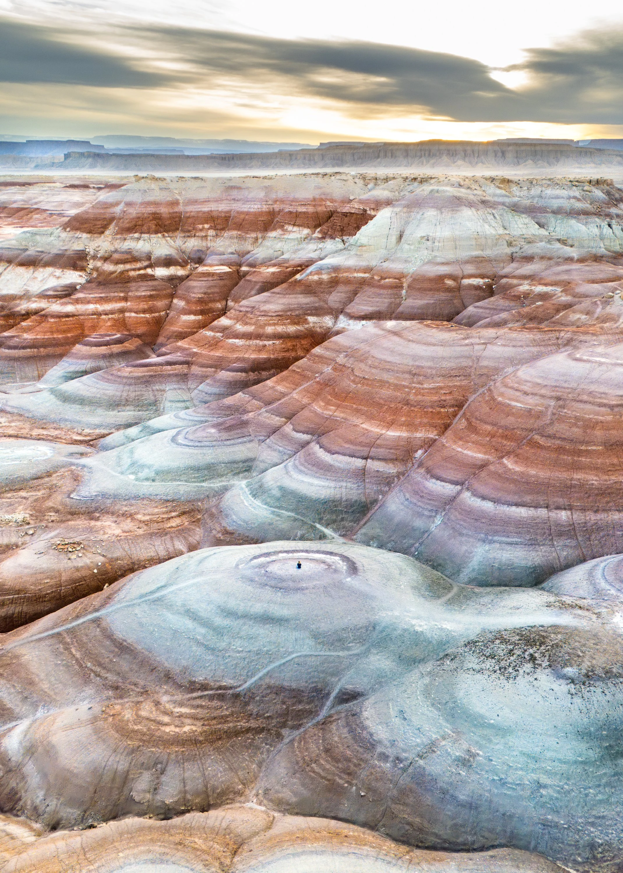 Bentonite hills.jpg