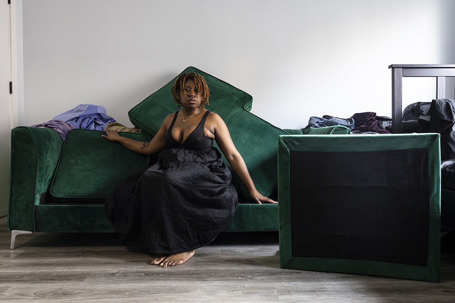 peripeteia_couch.jpg