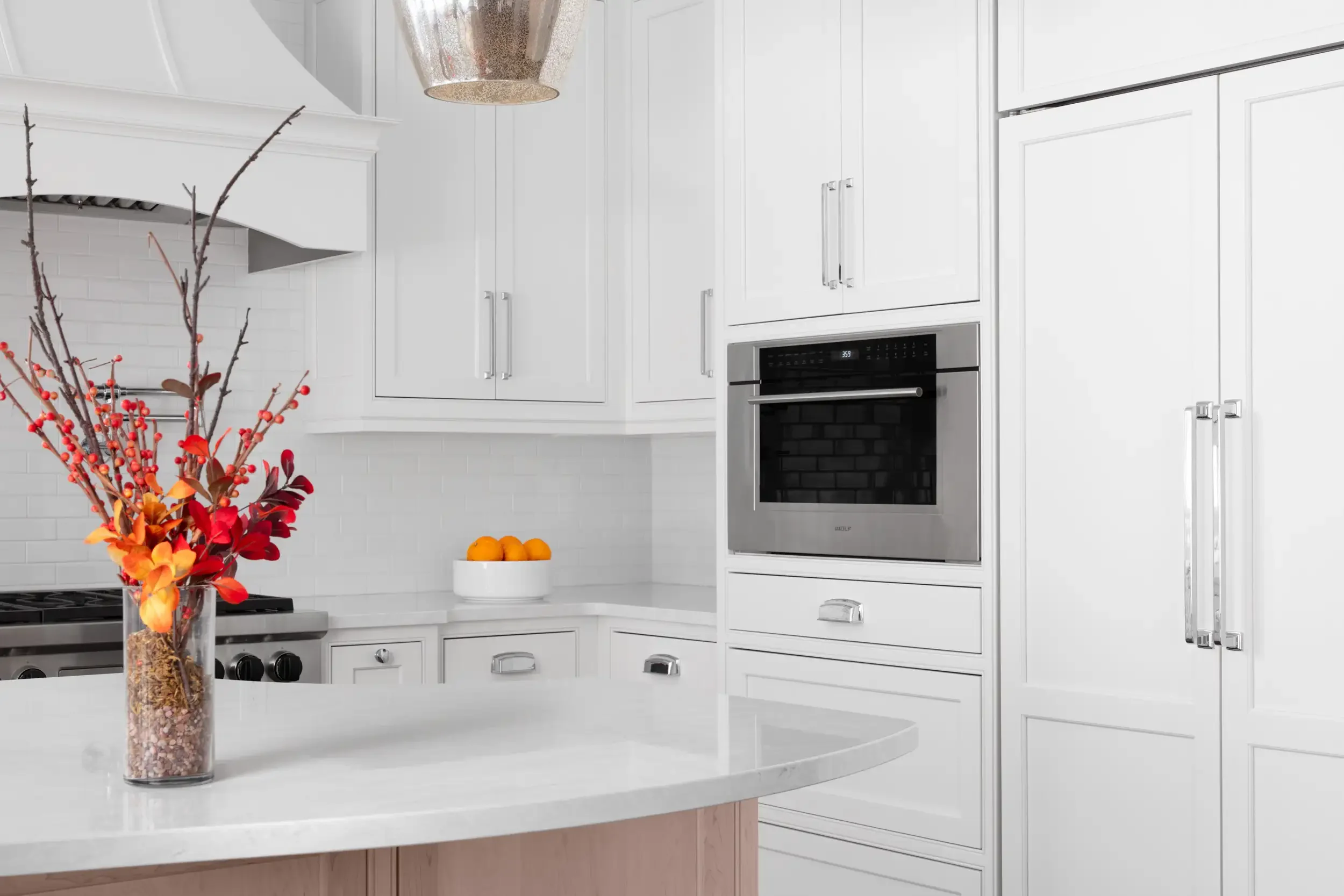 Mari Wood - McKenna Kitchen-221012-kevin_edge_photography-300.webp