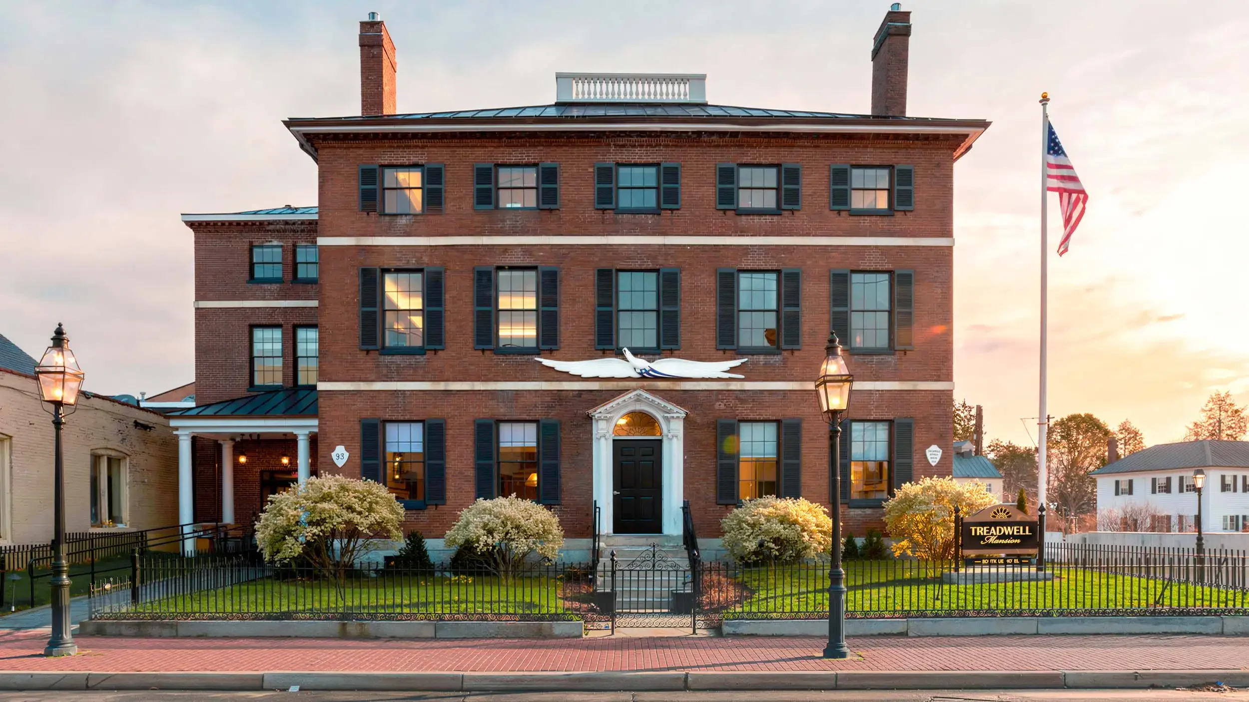 Treadwell Mansion-260212-kevin_edge_photography-3494.webp