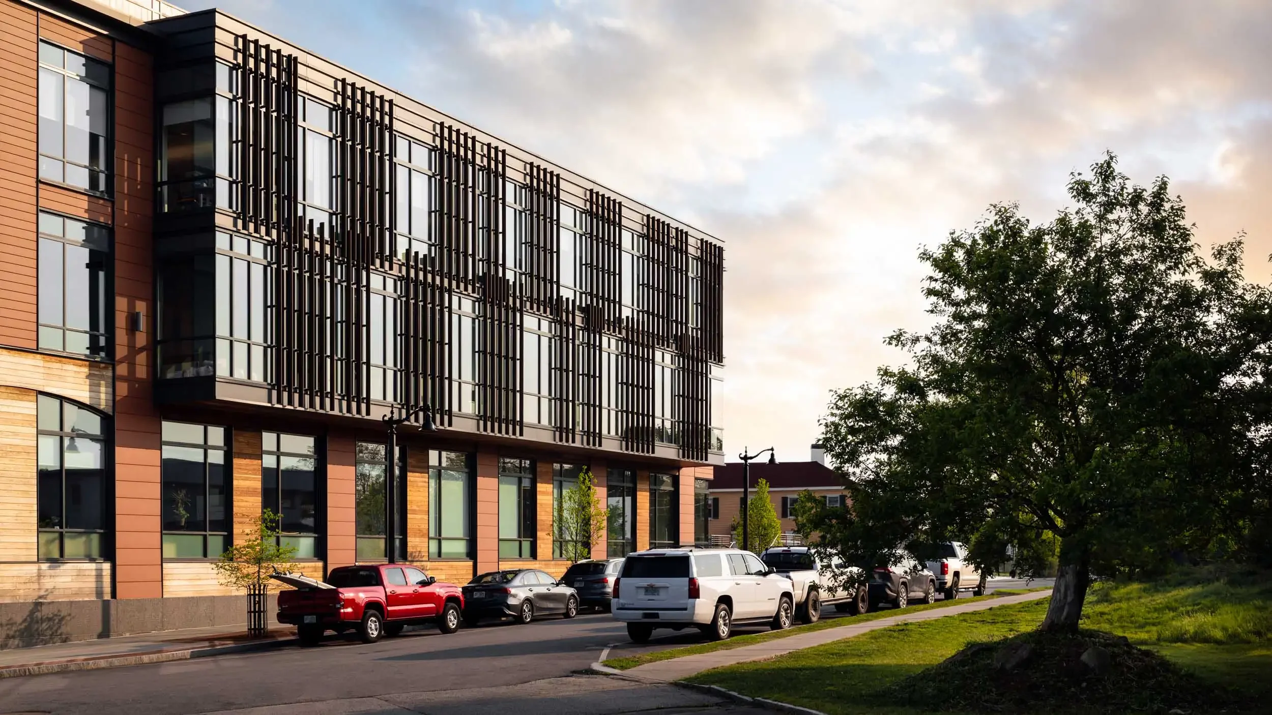 modern-brick-building-portsmouth-nh-architectural-photography-230523-kevin_edge_photography-344.webp