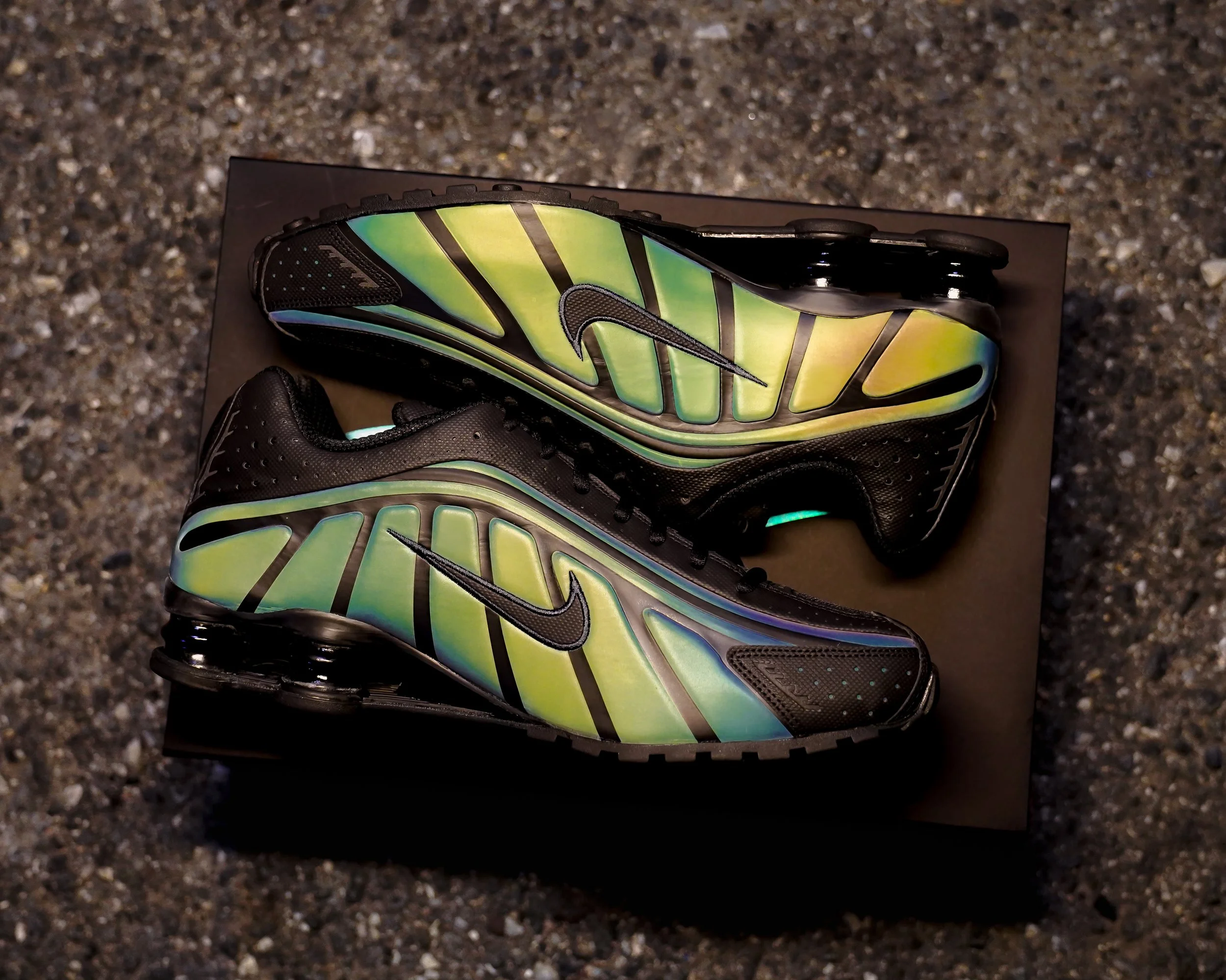 Shox-4.jpg